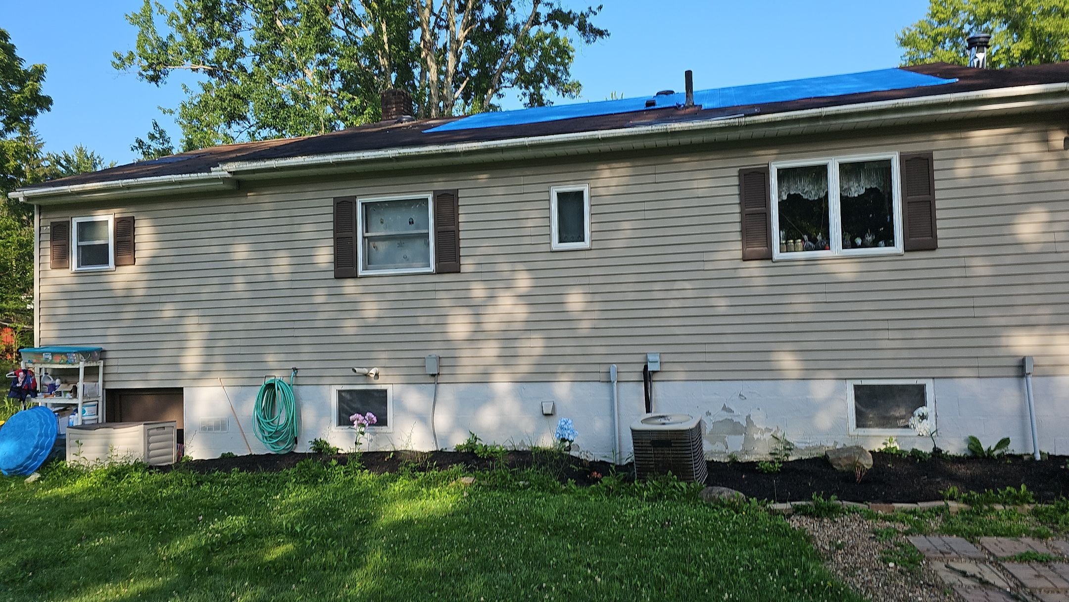 ATLAS PINNACLE: COASTAL GRANITE by Eagle Eye Roofing