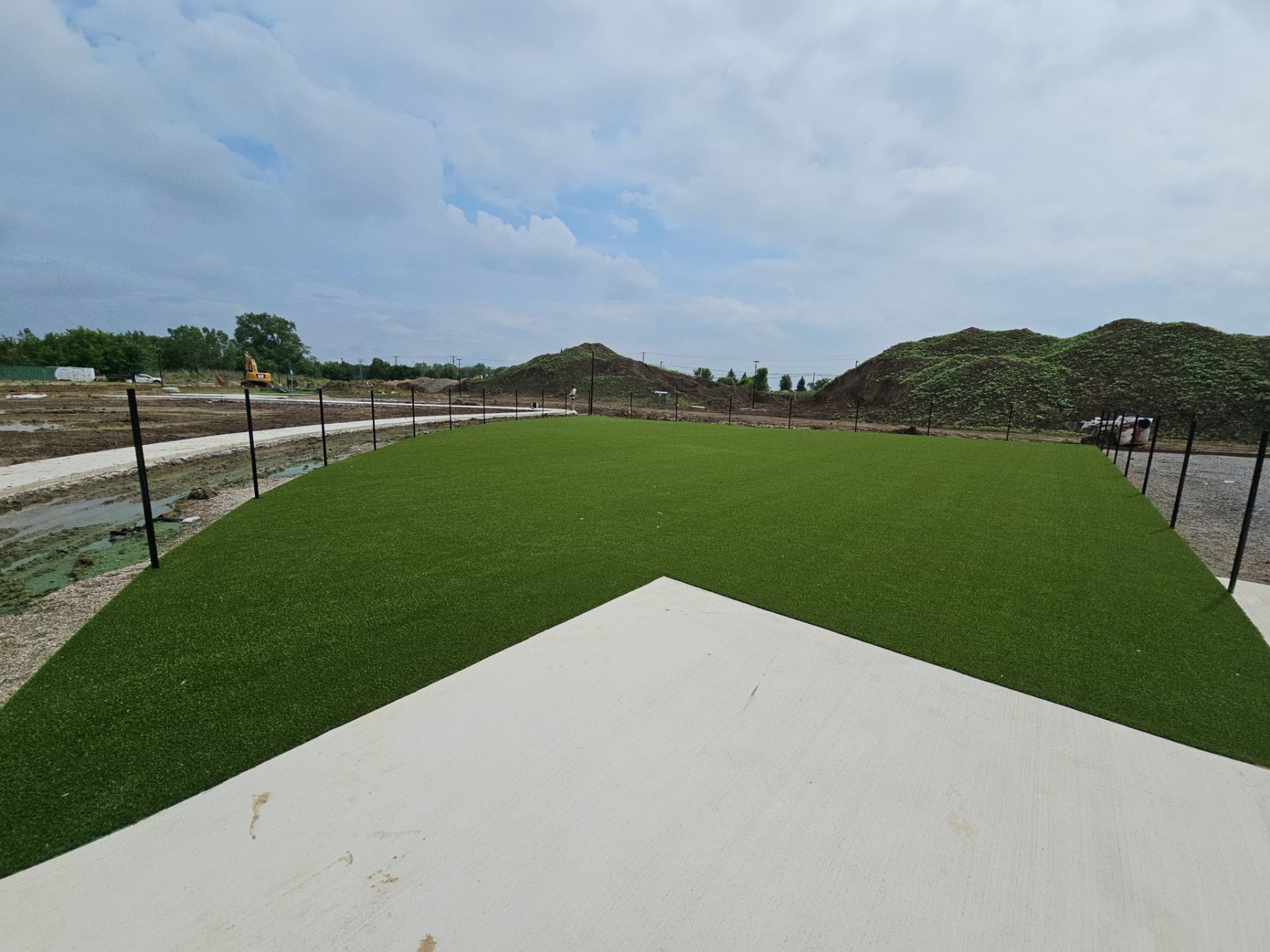 Custom Putting Green and Pet Parks @ Union Station Apartments in Marysville, Ohio by Southwest Greens Midwest