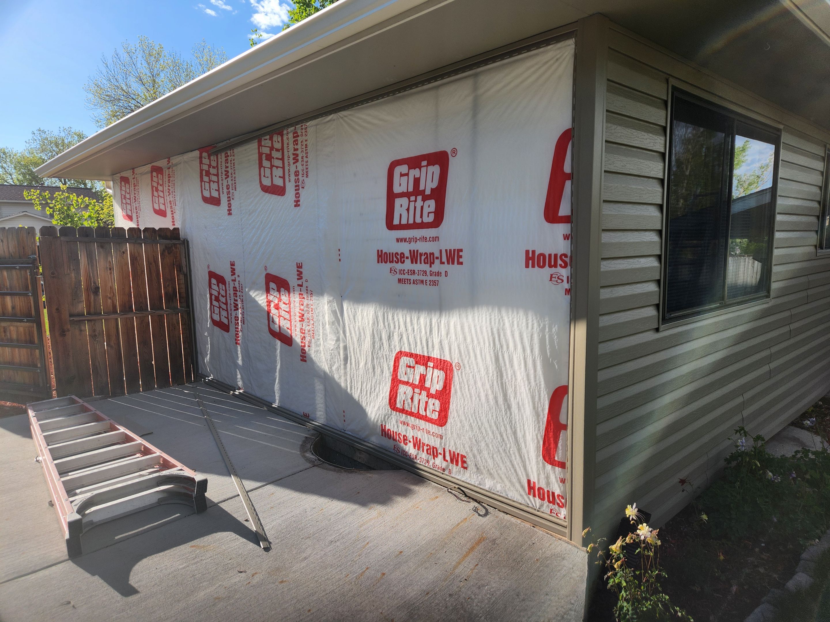 Vinyl siding replacement  by United Windows and Siding LLC