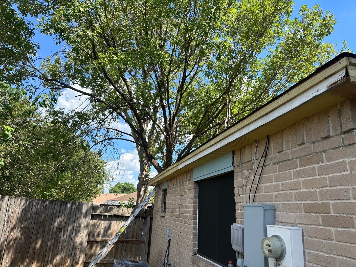 Hail Damage using Owen's Corning Duration (Lifetime) Shingles by Roof Repair Company
