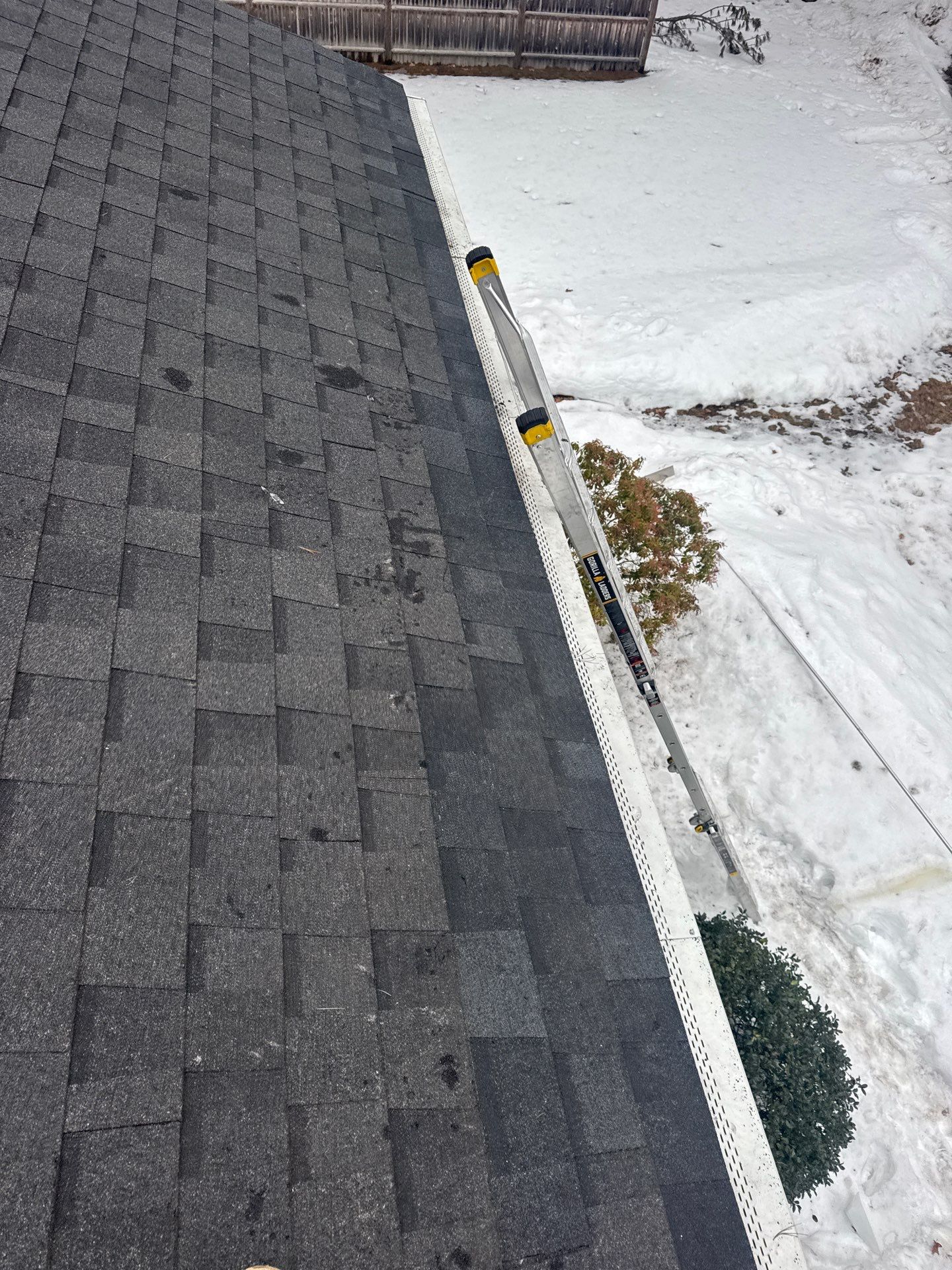 Ice Dam Removal & Snow Removal in Billerica, MA  by Mighty Dog Roofing of Greater Middlesex County