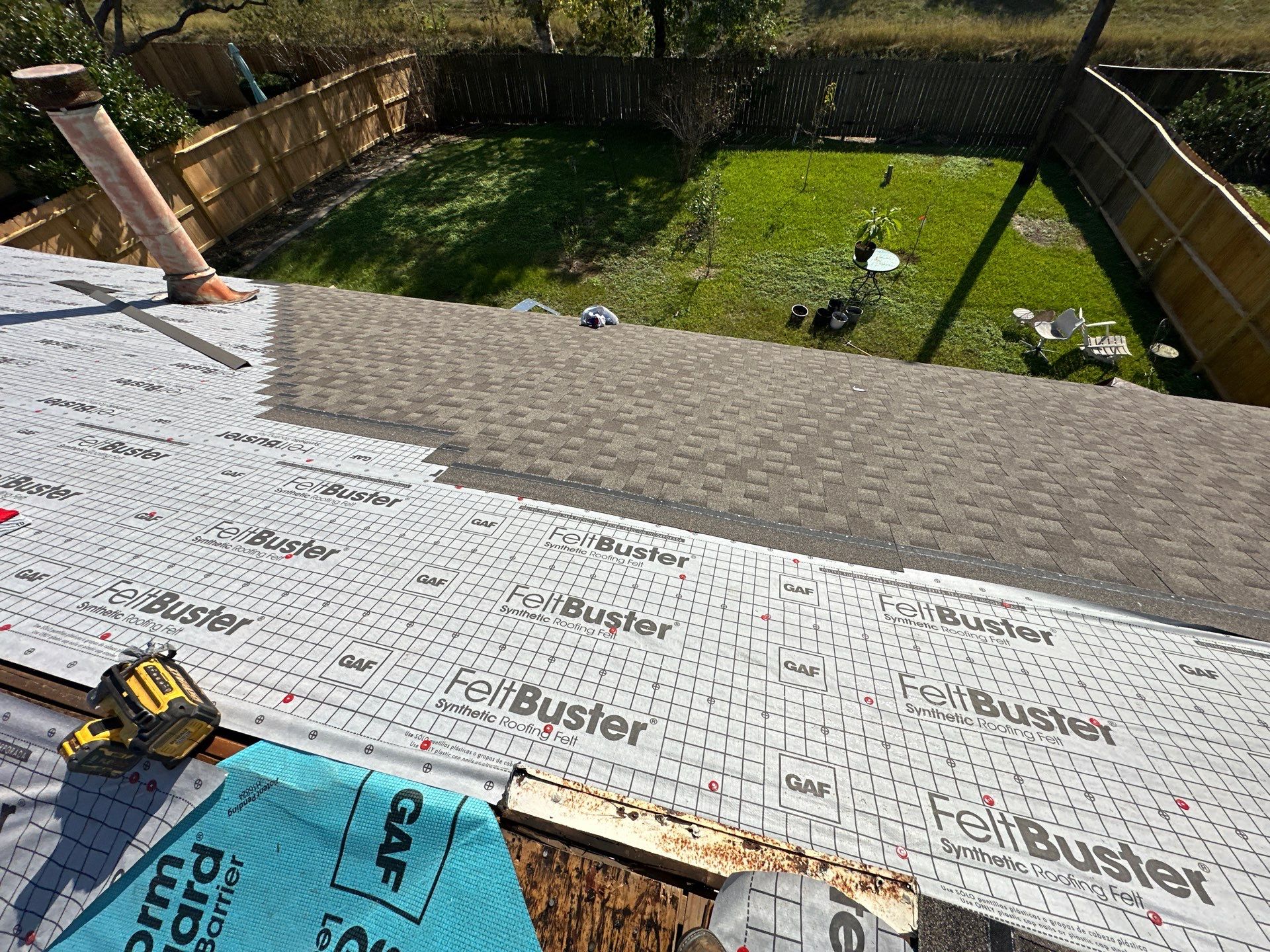 Gaf hdz weatherwood Pearland, Tx by Motion Roofing