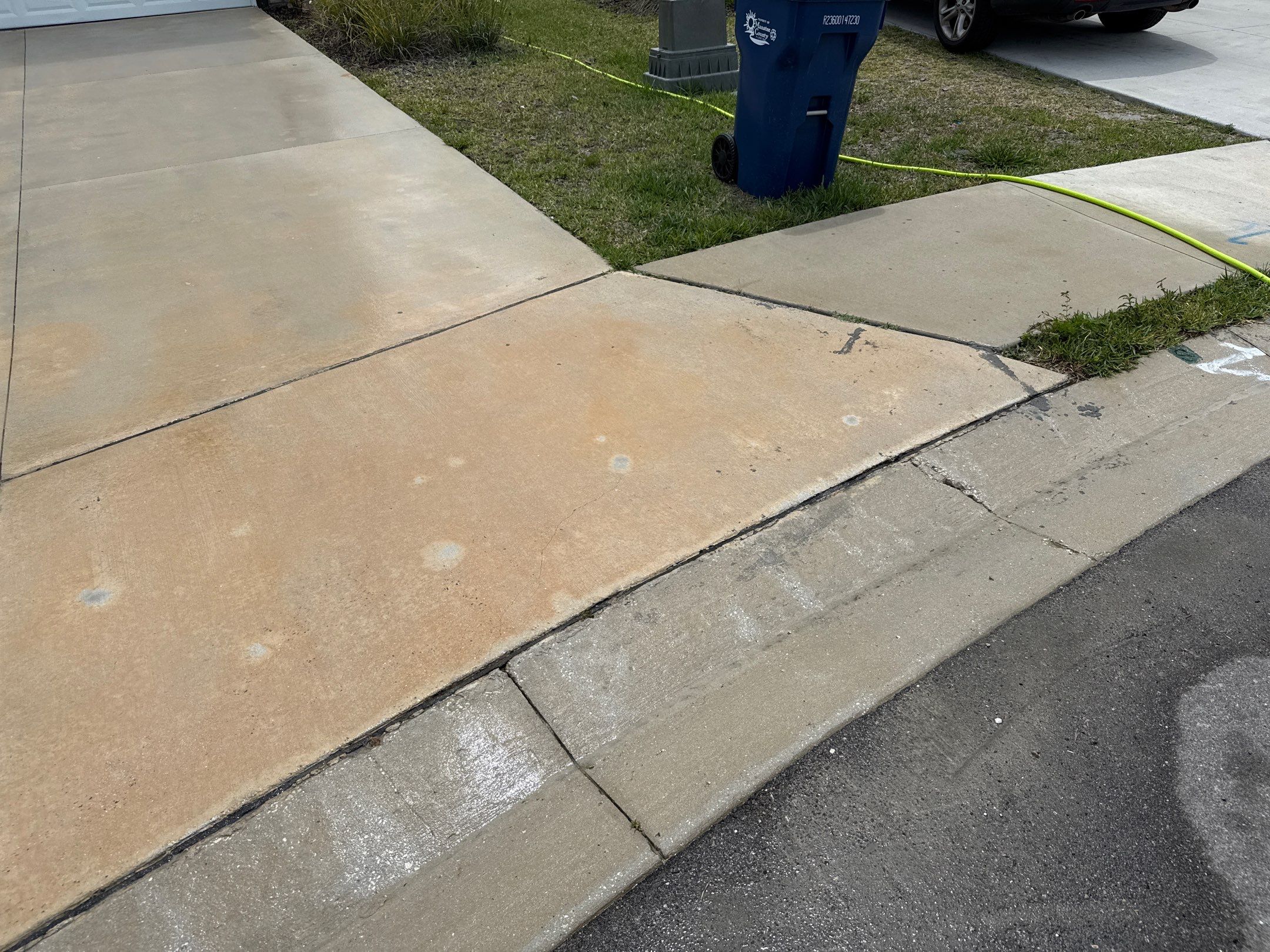 Full Exterior Concrete and Detail Cleaning – Silverstone North, Palmetto, FL by Sunshine AquaWash