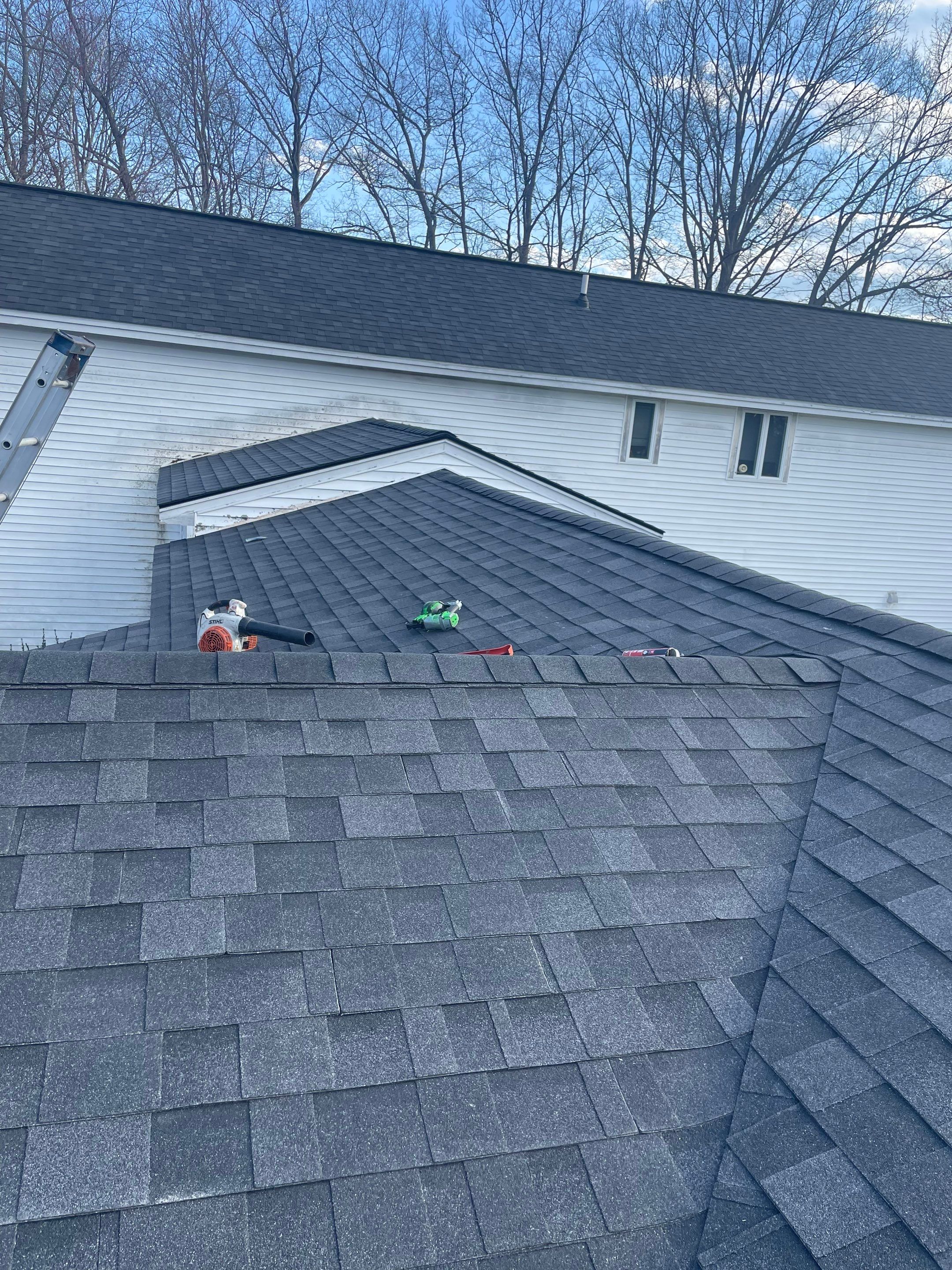 Residential Asphalt Roofing Replacement with IKO Cambridge Shingles in North Hampton by Tall pine roofing