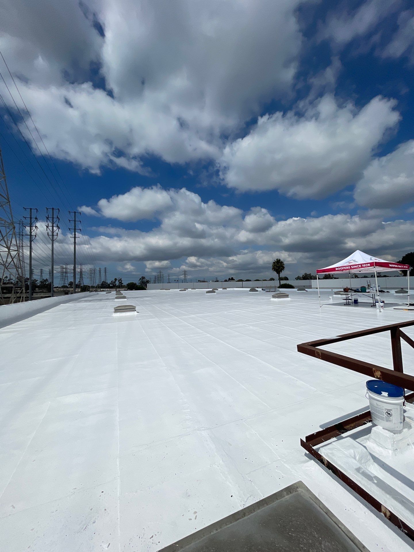 40,000 sqft Warehouse in Long Beach by Hull Brothers Roofing