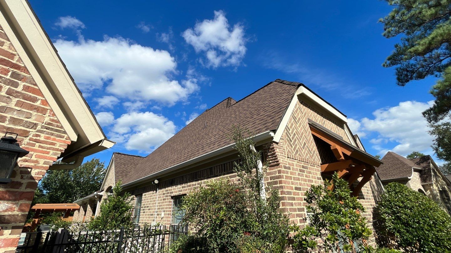 GAF HDZ - Barkwood by Elite Roofing LLC