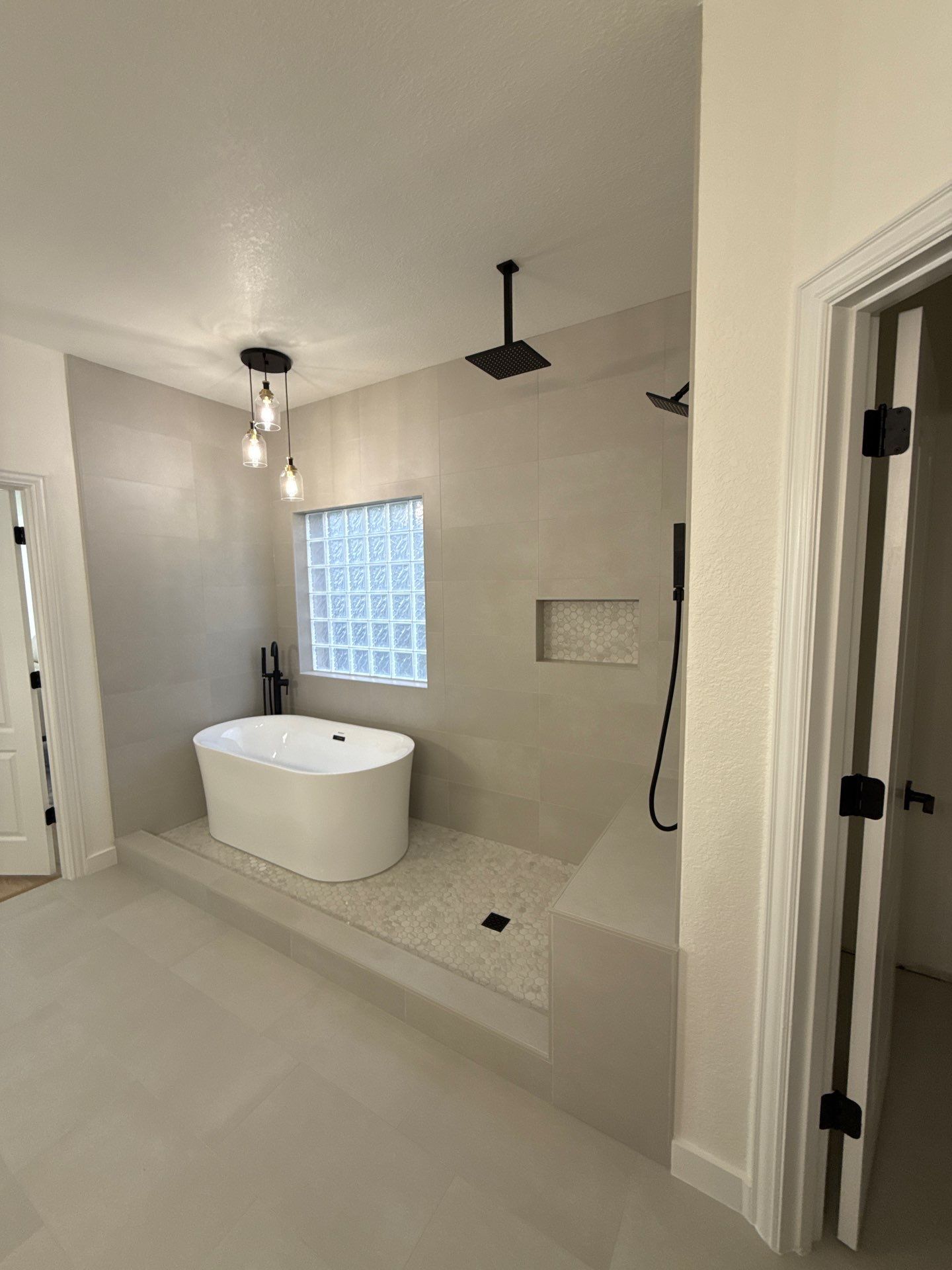 Unique Frameless Shower by Richardson Glass & Mirror