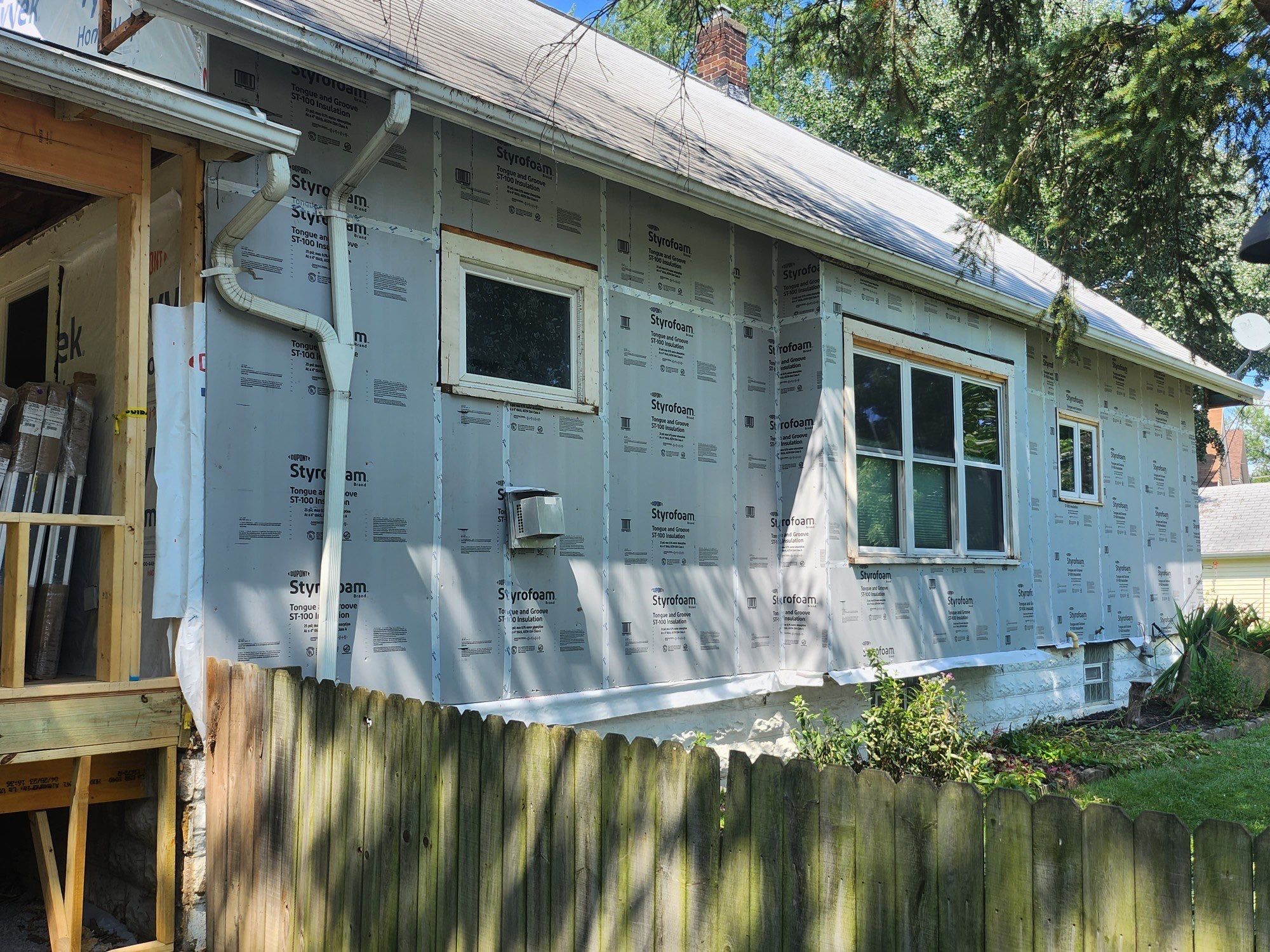 Exterior Siding and Window Replacement by Ivy Lea Construction
