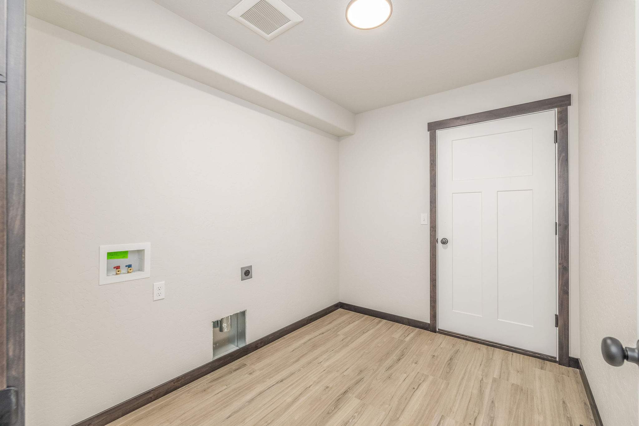 Interior and Exterior Paint by Coeur D Alene Painting Group