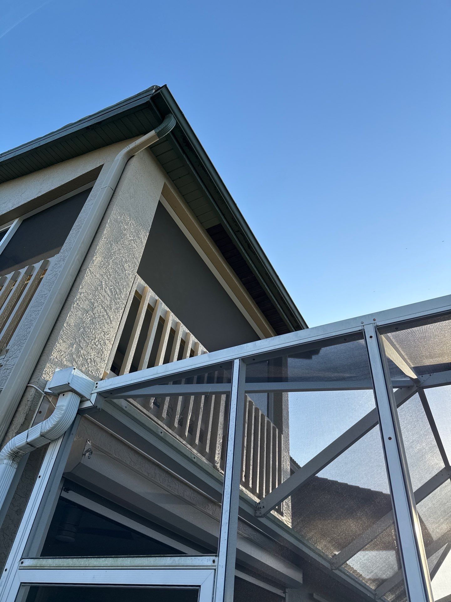 Repair Soffit and Fascia Installation in Bradenton FL by Gutter Professors