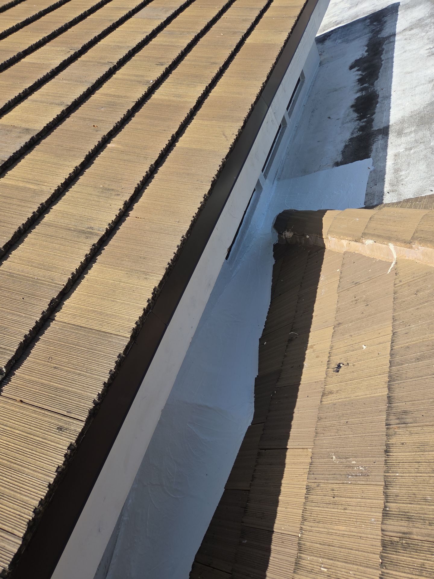 Flat Roof Restoration and Silicone Coating in Boca Raton by Aastro Roofing