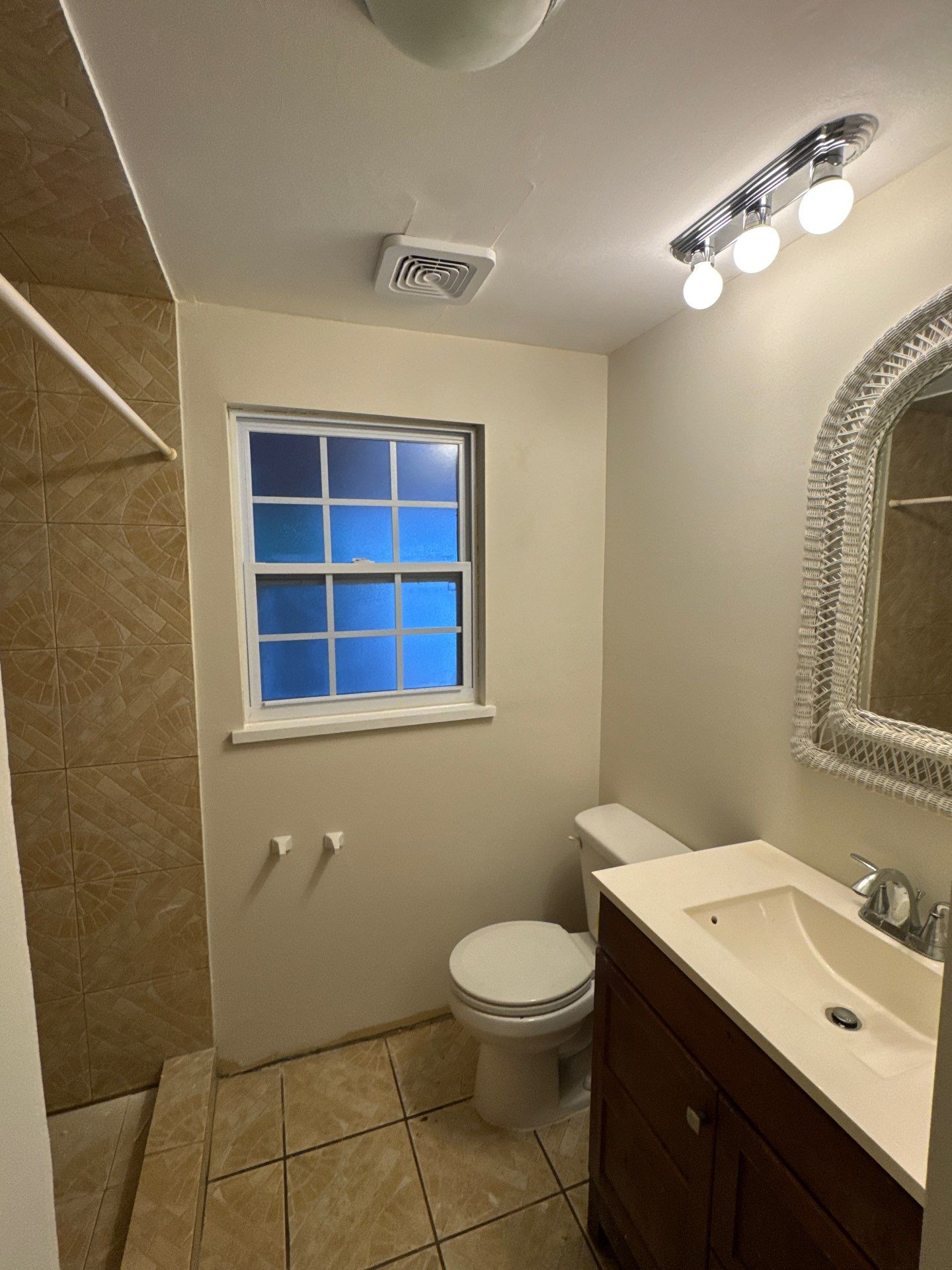 Prepping Home To Sale by Axtra Hand