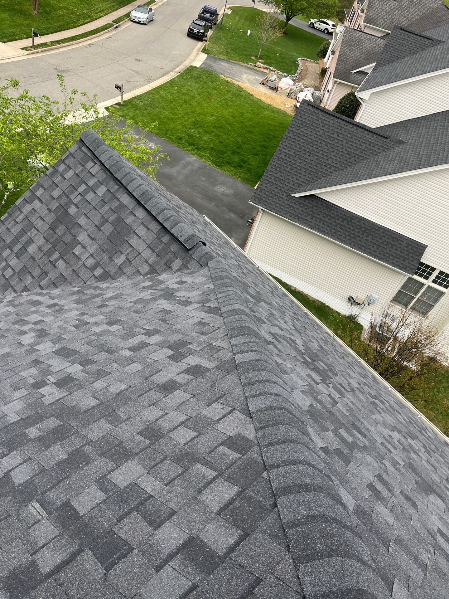 Springfield: CertainTeed Landmark Pro Designer Shingles in Max Def Moire Black by RM Banning, Inc.