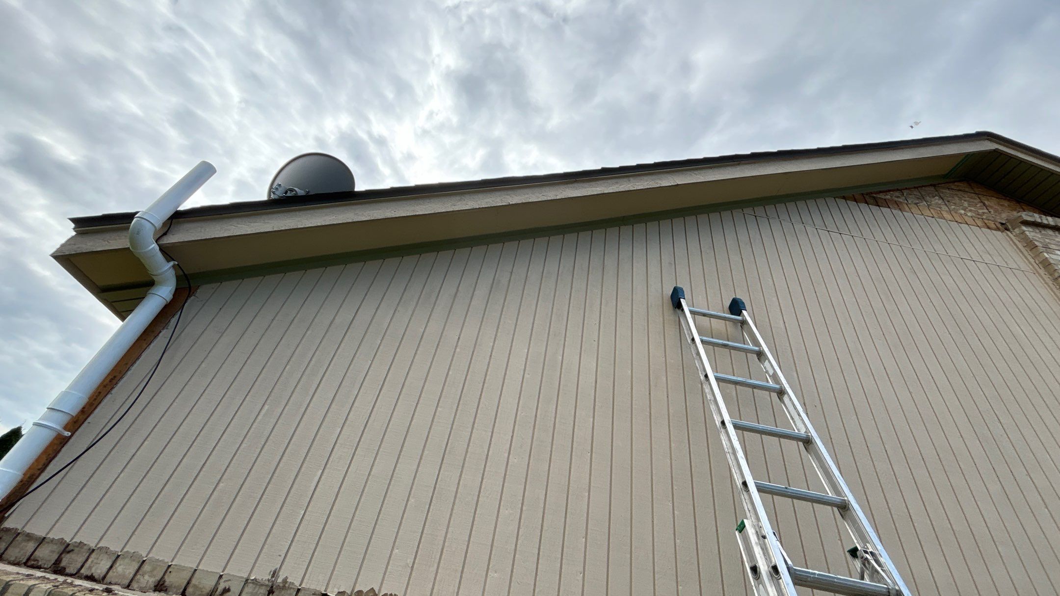 Siding Replacement using Alside 7" B&B by 180 Contractors