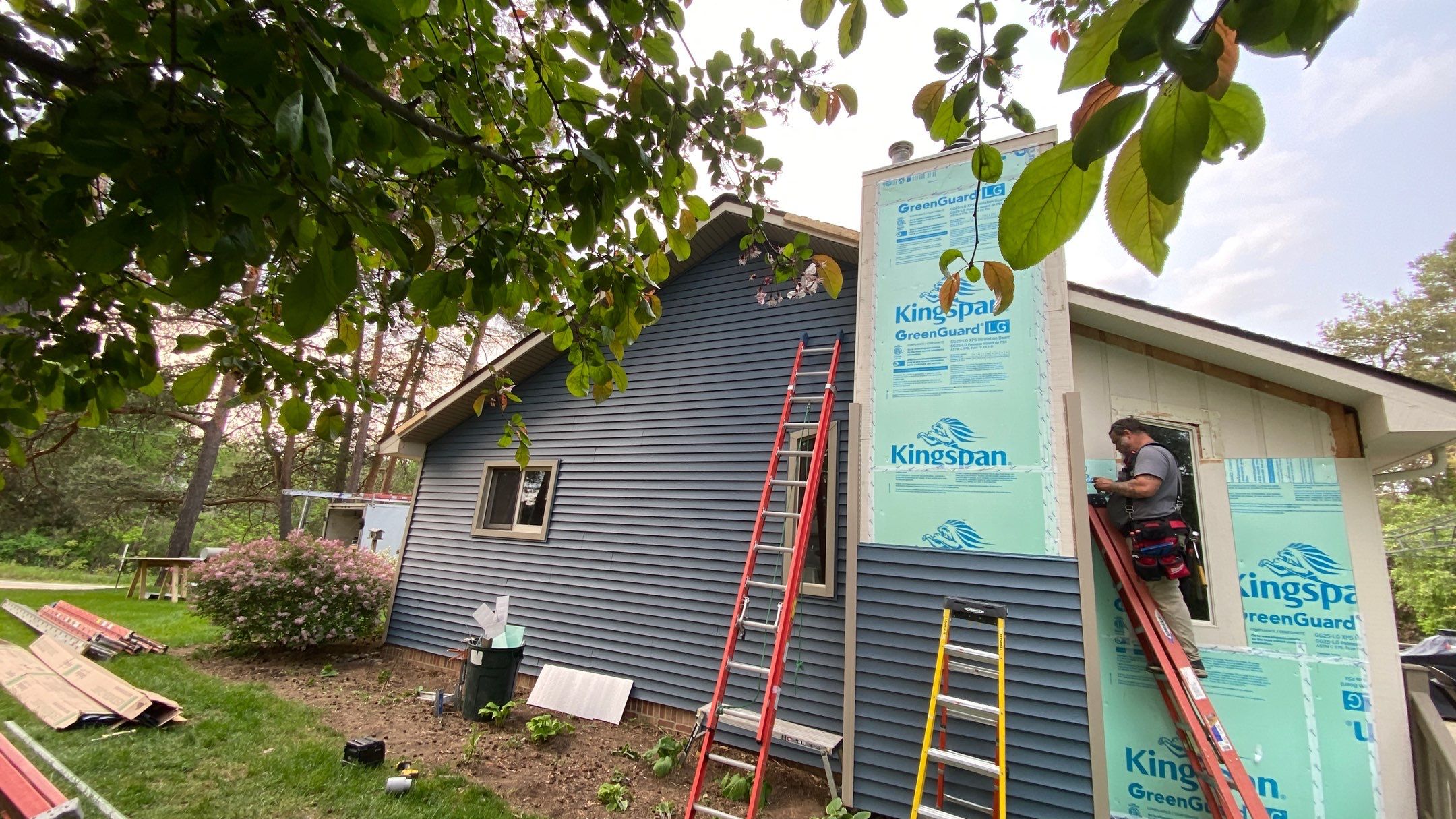 Siding Replacement using CertainTeed Restoration Classis D4 by 180 Contractors
