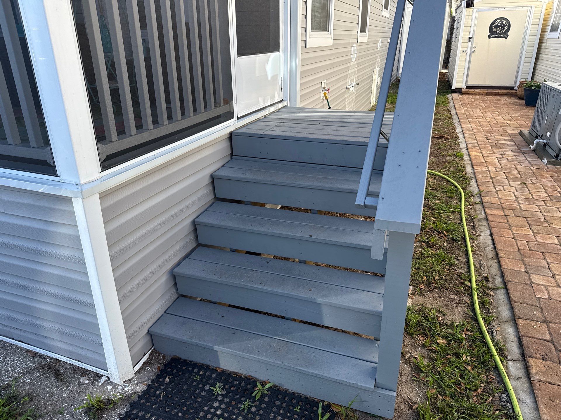 On-the-Spot Mobile Home House Wash in Terra Ceia, FL | Fisherman’s Cove RV Resort by Sunshine AquaWash