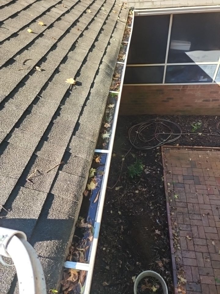House Wash using cleaner by Power Wash Masters LLC
