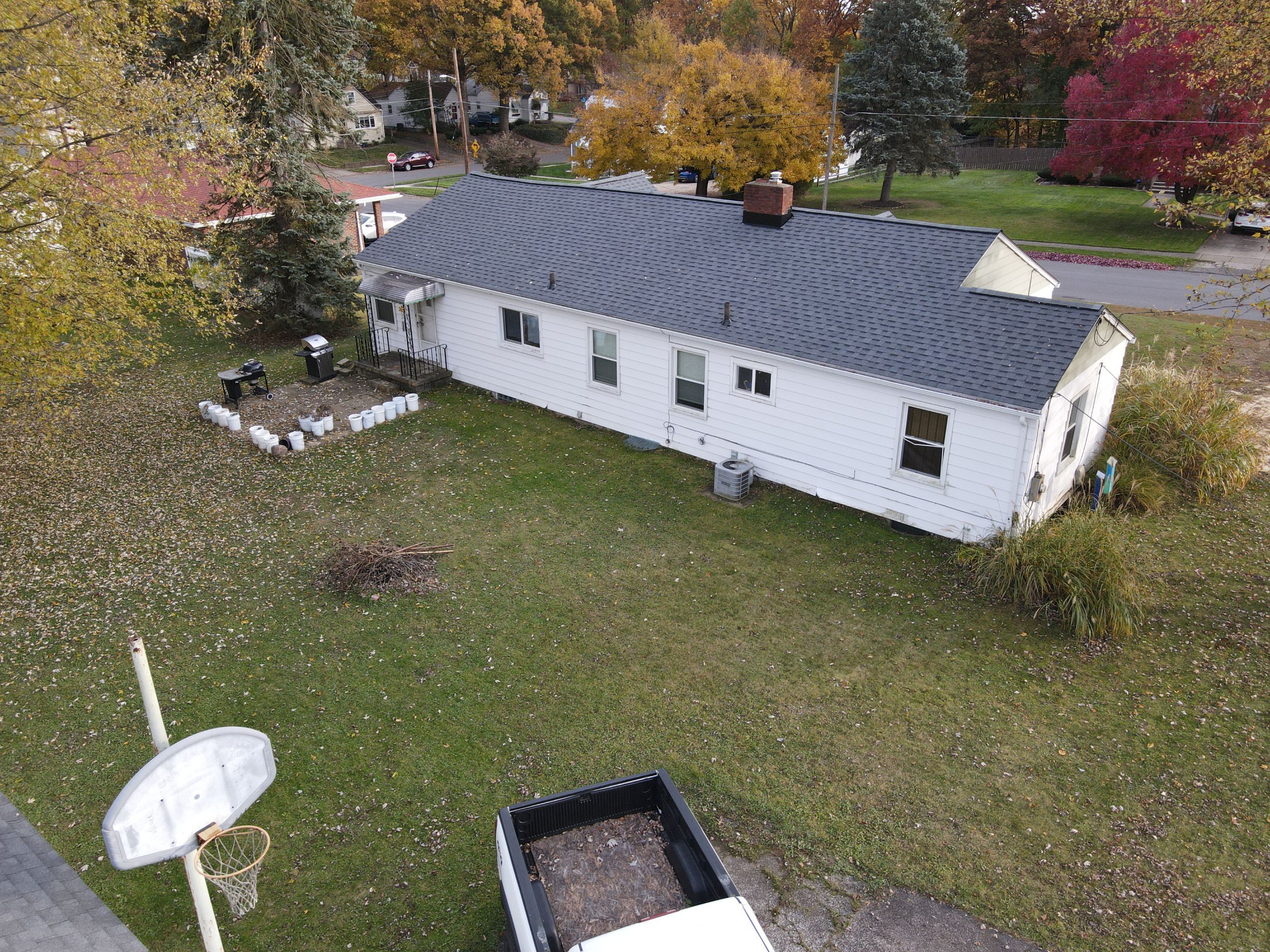 Brand: Atlas Pinnacle Color: Pristine Scotchgard Pewter Drip: White by Eagle Eye Roofing