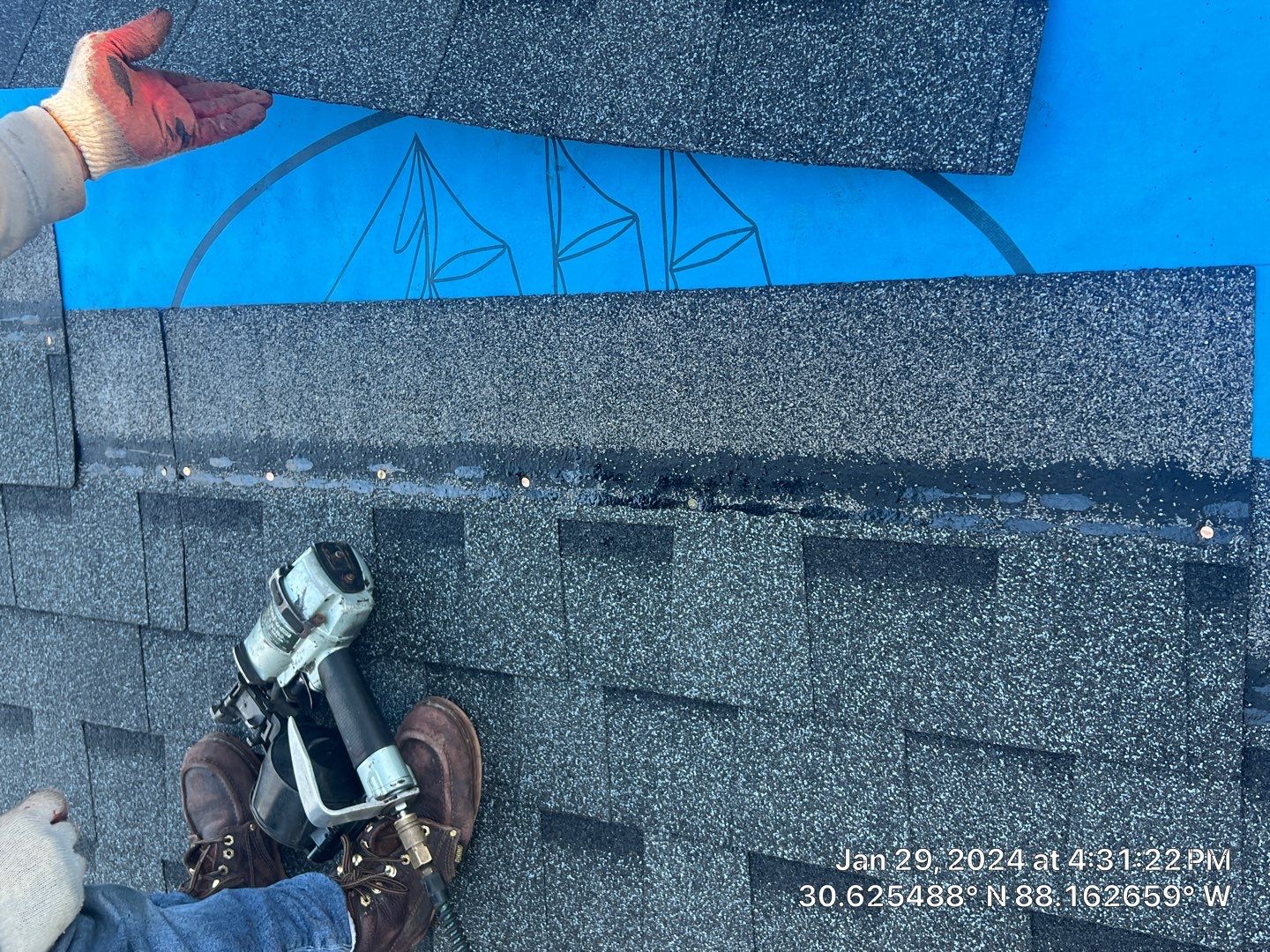 Roof replacement by American Roofing & Construction LLC