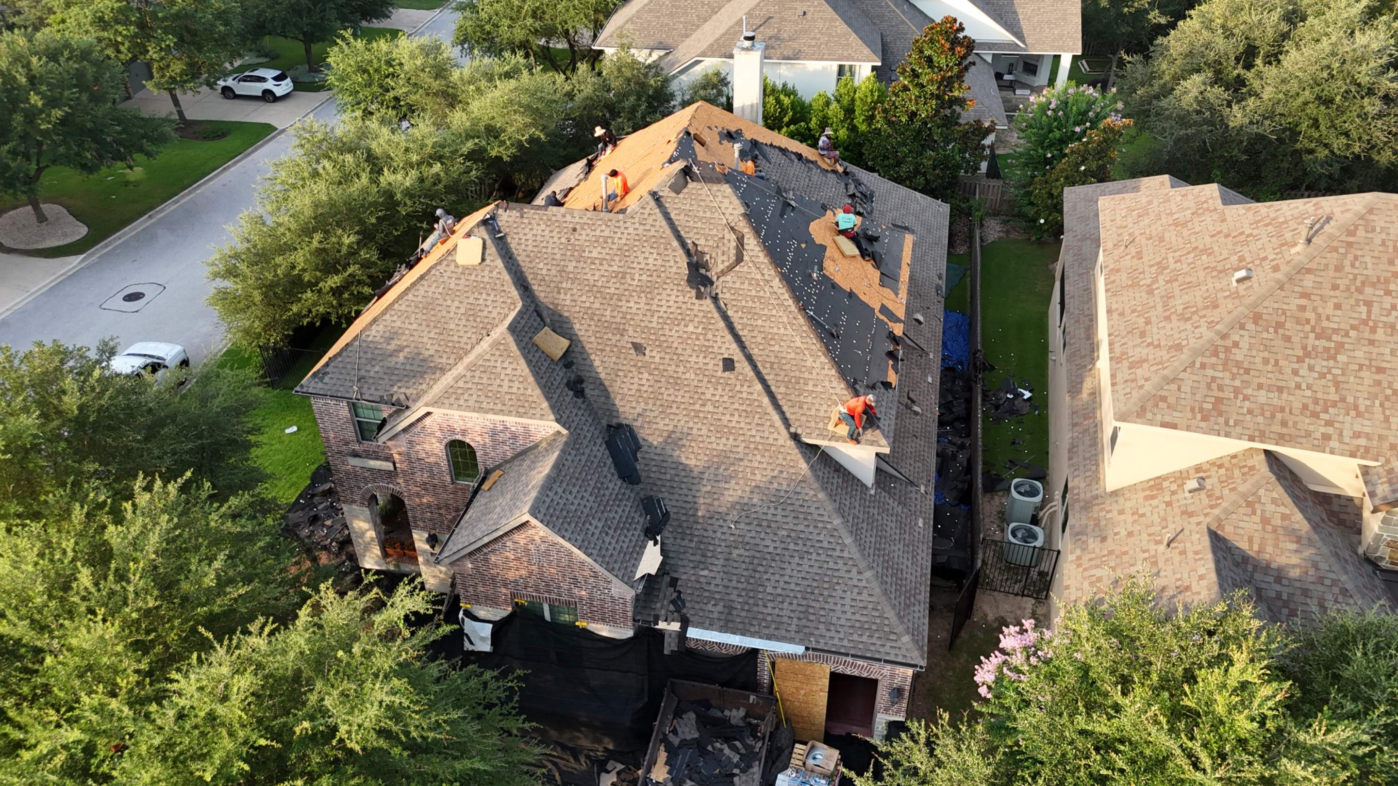 Austin Residential Roof Installation with GAF Shingles and Radiant Barrier by RoofsOnly.com