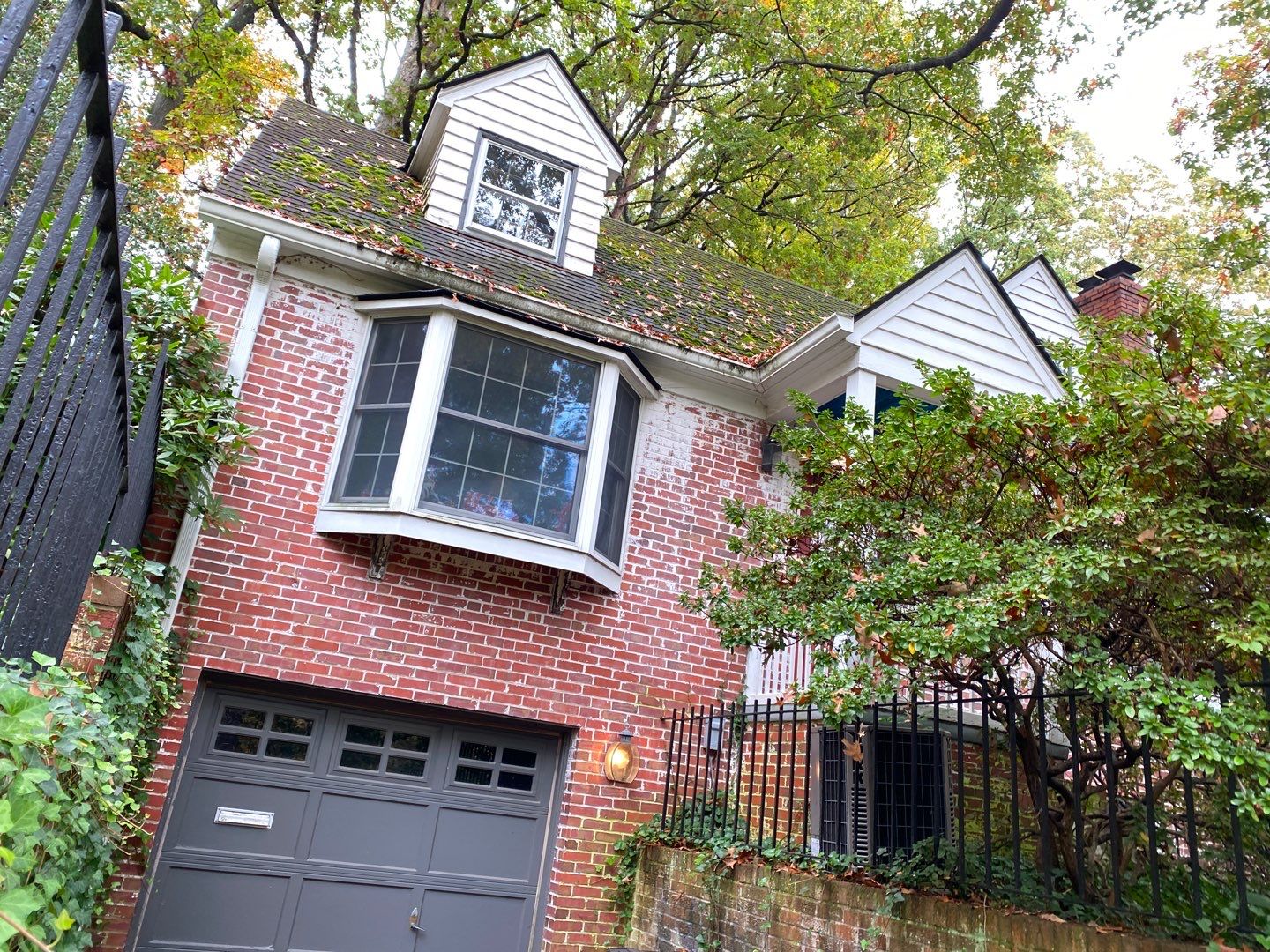 Arlington: CertainTeed Landmark Pro Designer Shingles in Max Def Shenandoah by RM Banning, Inc.