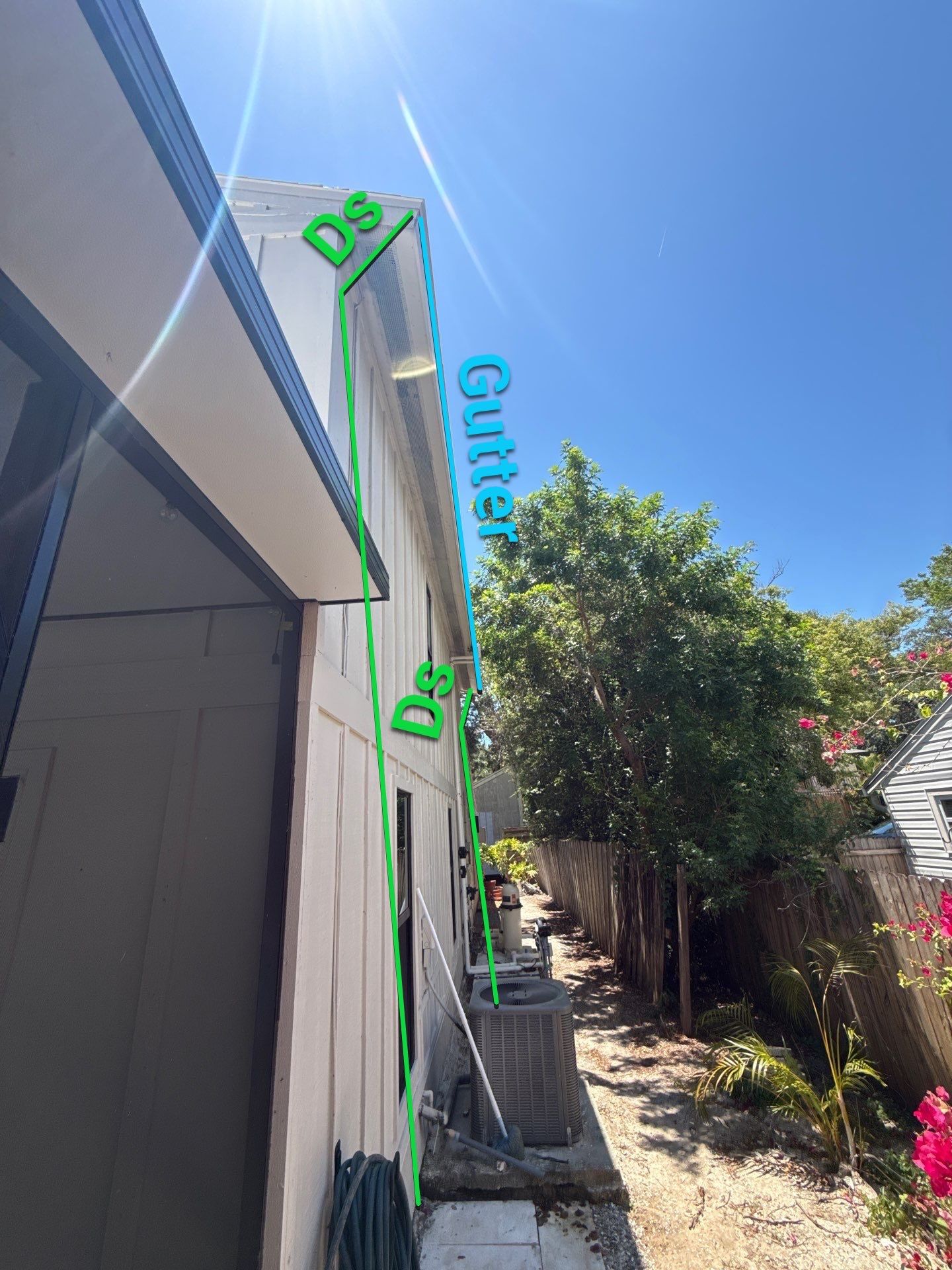 6 Inch Seamless Gutters using black seamless gutters in Sarasota FL by Gutter Professors