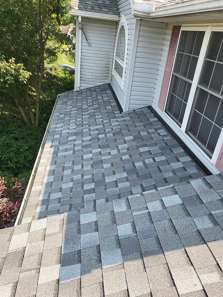 ATLAS PINNACLE COLOR: COASTAL GRANITE by Eagle Eye Roofing