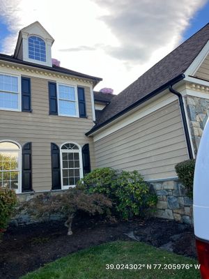 9914 Woodford Road, Potomac, MD 20854 UNITED STATES