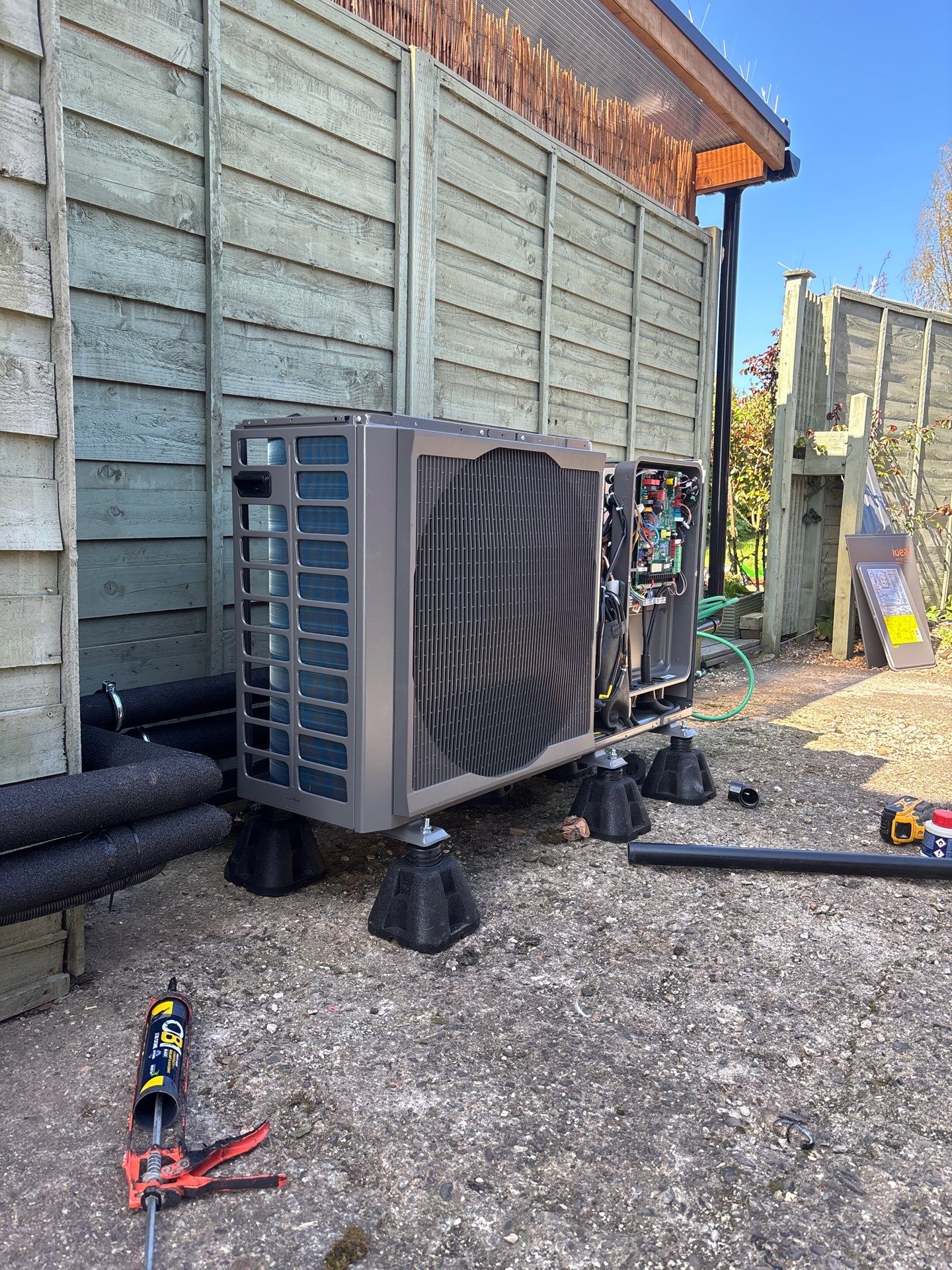 From Coal-Fired Heating to Modern Renewable Comfort 🔥➡️🌿 by Elite Services Group Ltd
