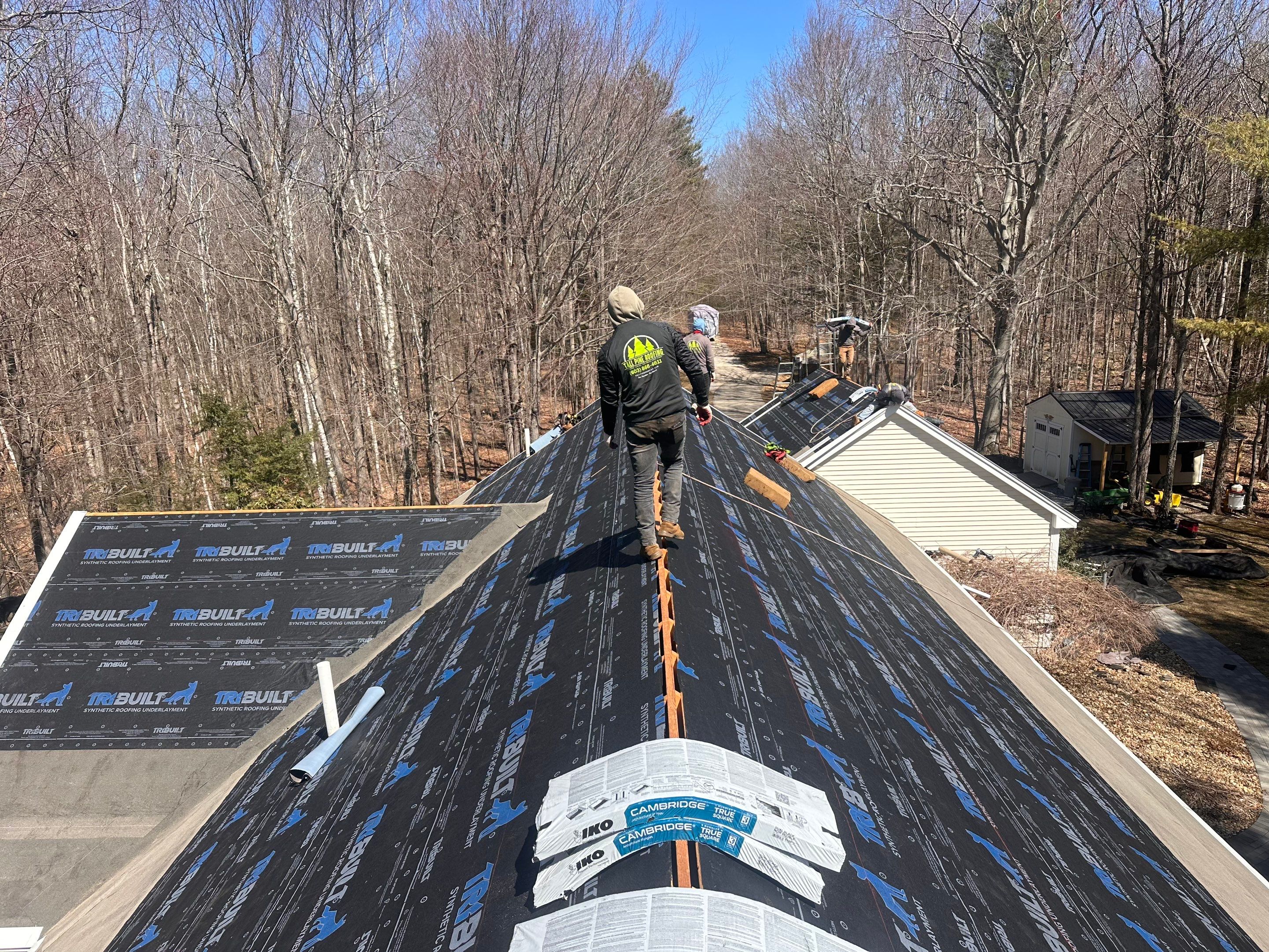 Vinyl Siding and Asphalt Roofing Replacement in Deerfield by Tall pine roofing