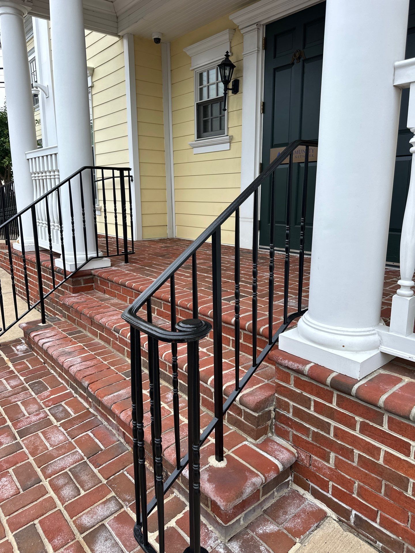 Commercial Exterior Painting Services for Mainstreet Bank in Leesburg, VA by My Painter 