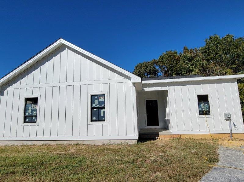 Siding Installation using JH Panel Smooth by ExteriorPros