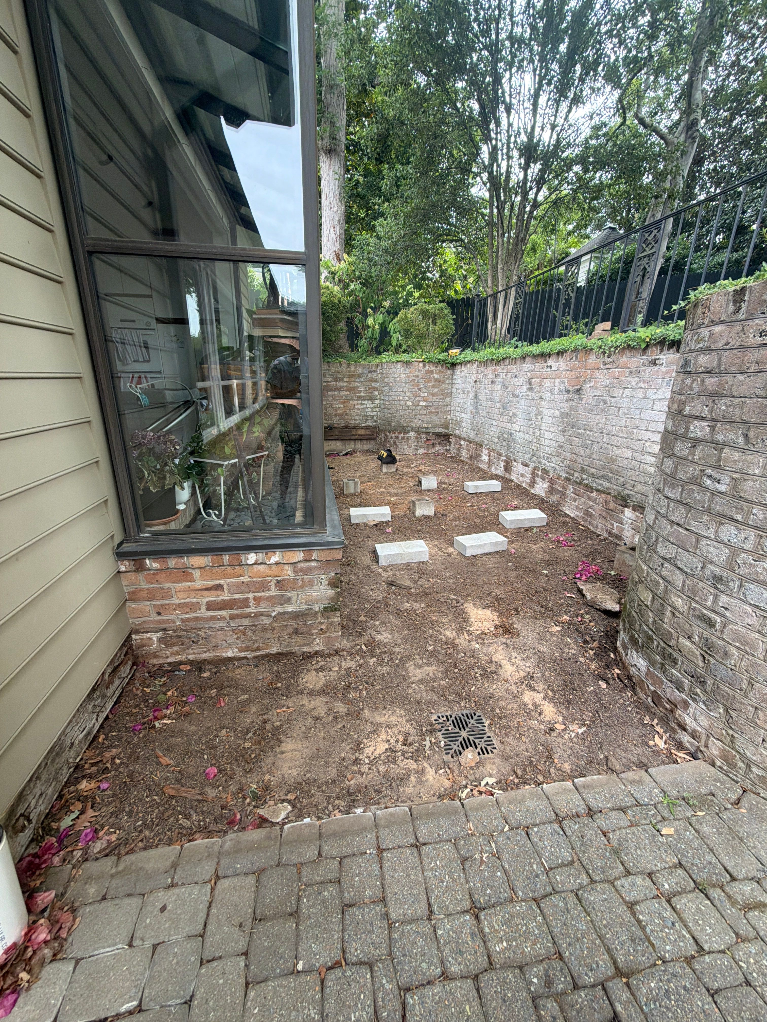 Custom Curved Deck Build – Residential by Billy Weatherspoon Contractor