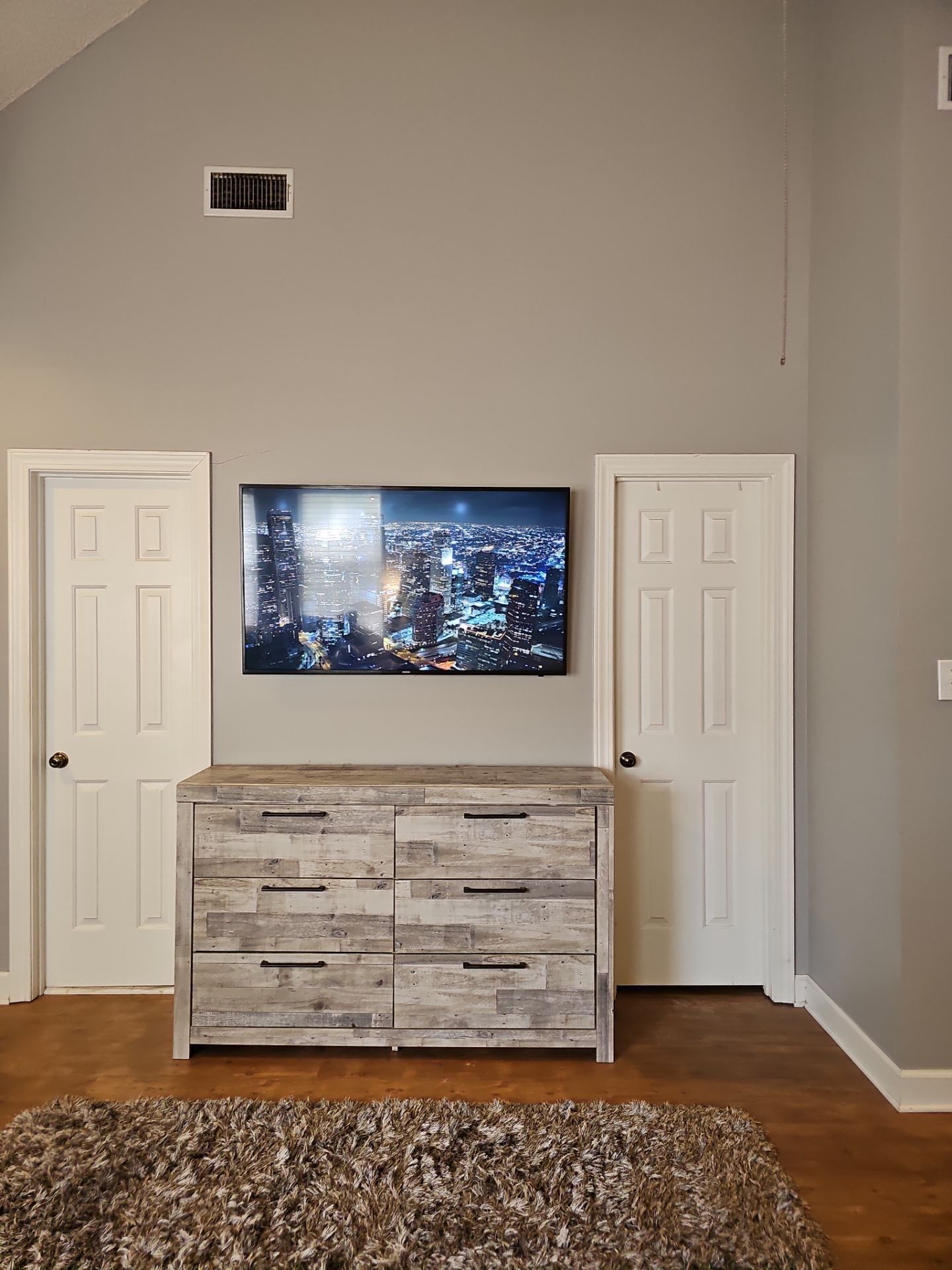 Basic TV Mounting Projects by Hangman Mounting & Installation