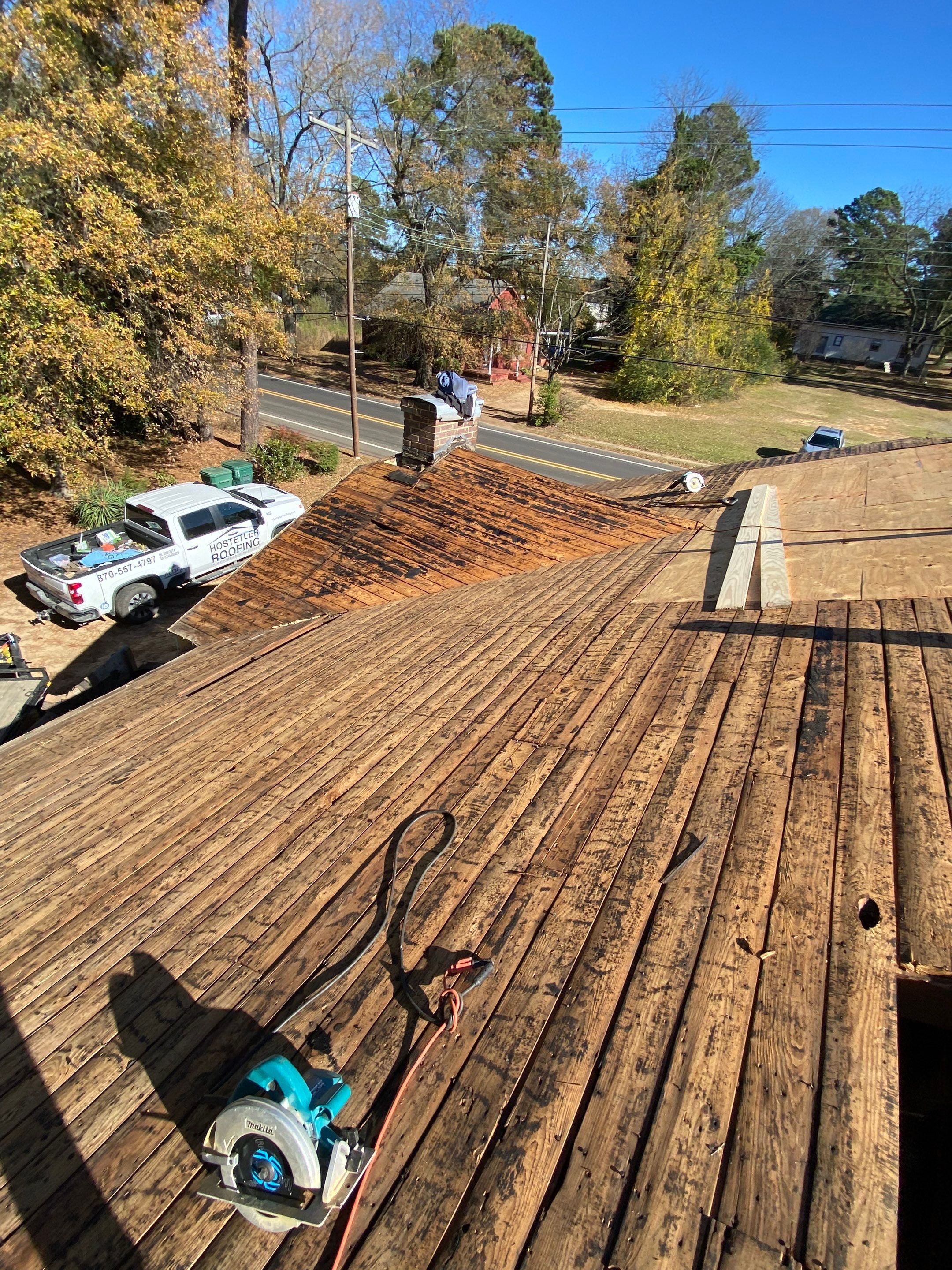 Residential Shingle Reroof using CertainTeed XT25: Resawn Shake by Hostetler Roofing