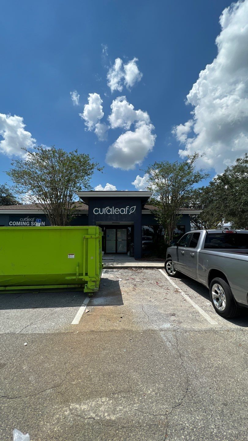 Curaleaf Receive and Install for Sign Partner by SignCrafters