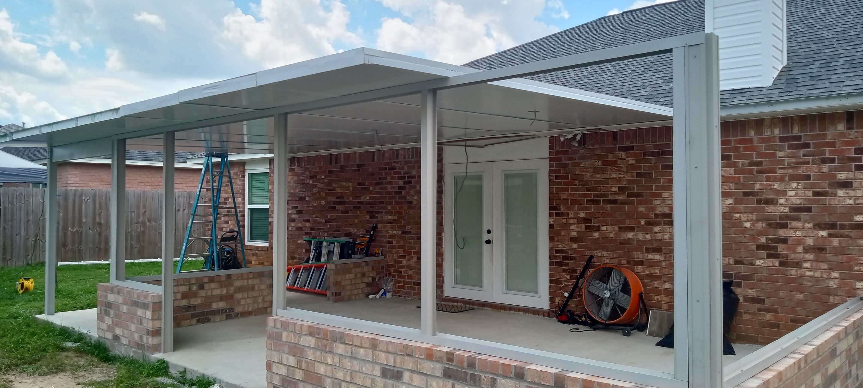 Screen Room Using Colorbeam by Titan Sunrooms