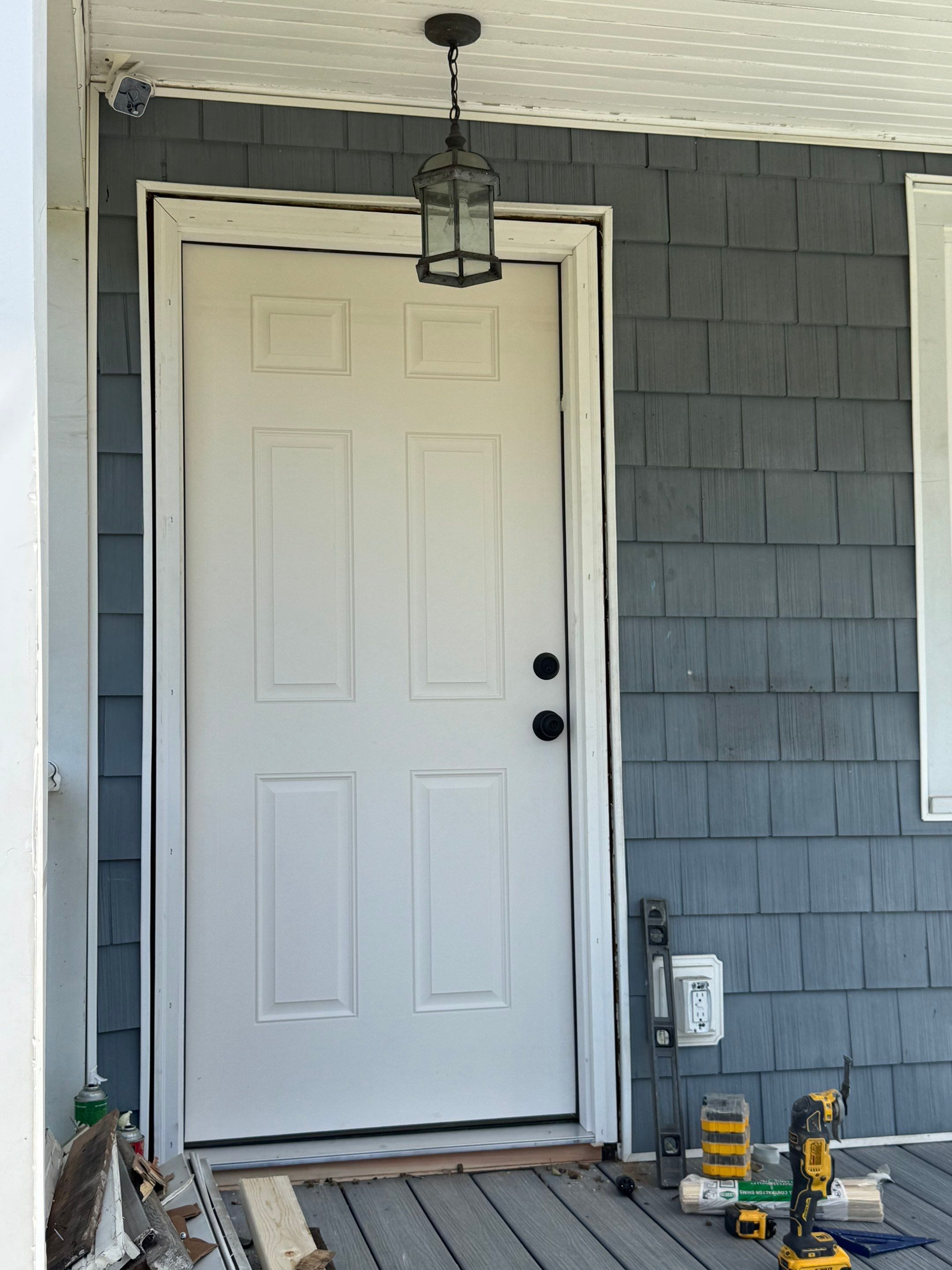 Full House Rehab, Flooring, Kitchen, Porch, Structural, Painting by AXR Inc