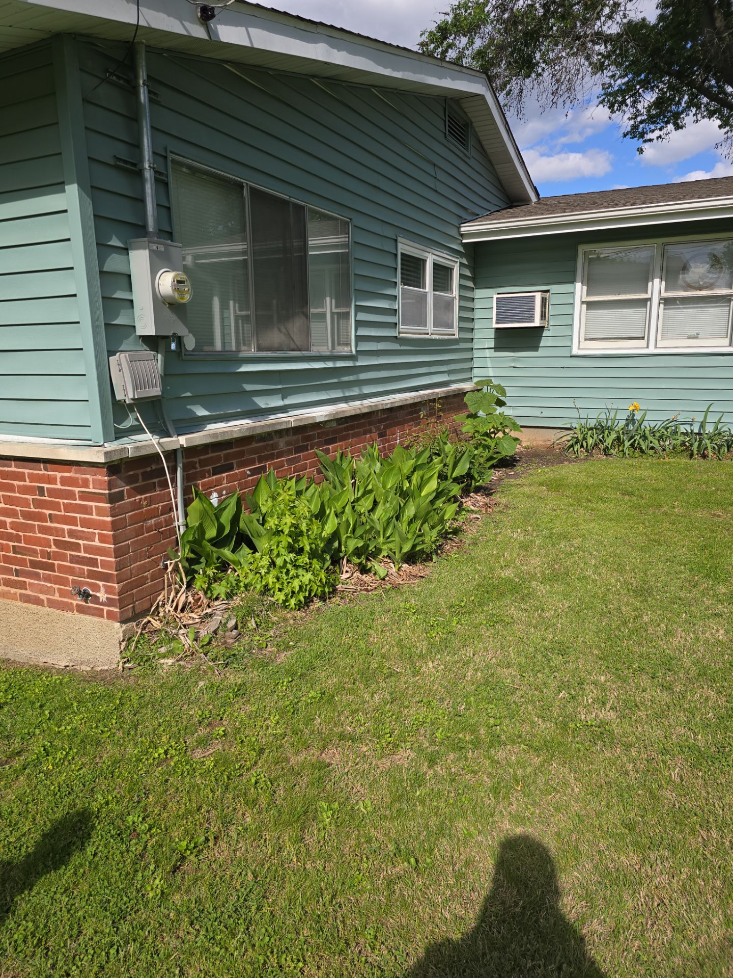 Wood Fence Post Replacement & Stabilization – Florissant, MO by Legendary Services Company LLC.