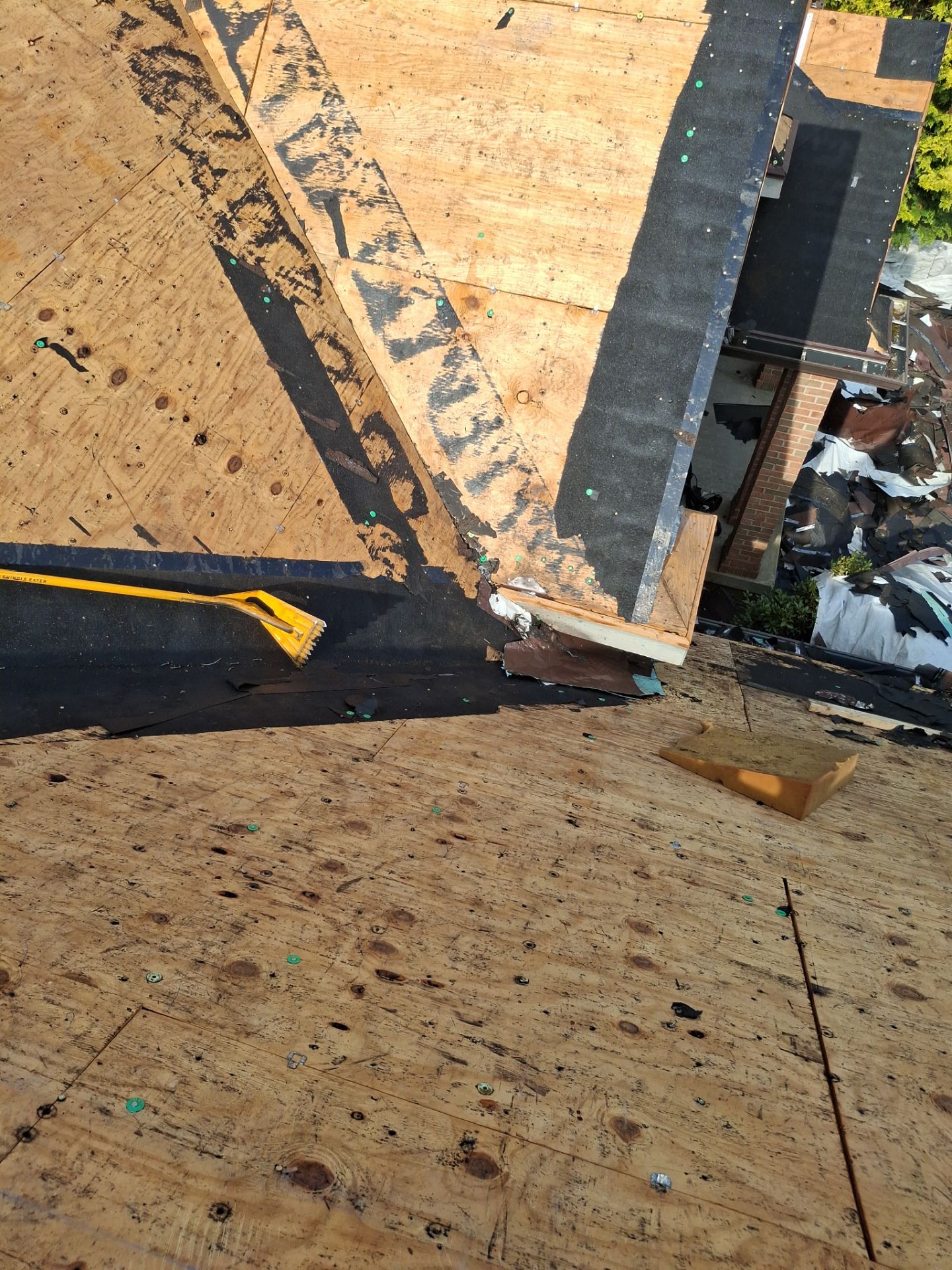 Residential Roofing Installation using GAF TImberline HDZ Hickory by Rainstoppers Roofing