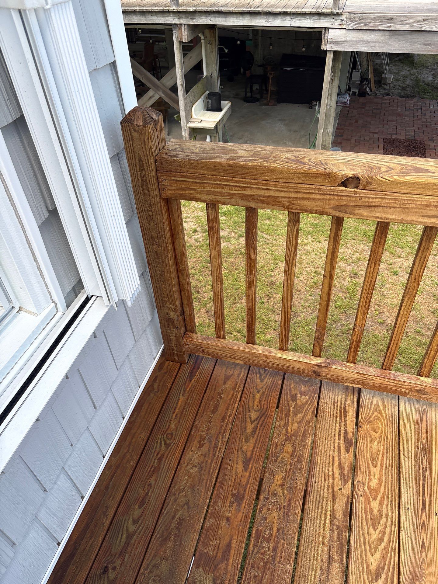 Deck using Wood Sealant by DuraSeal