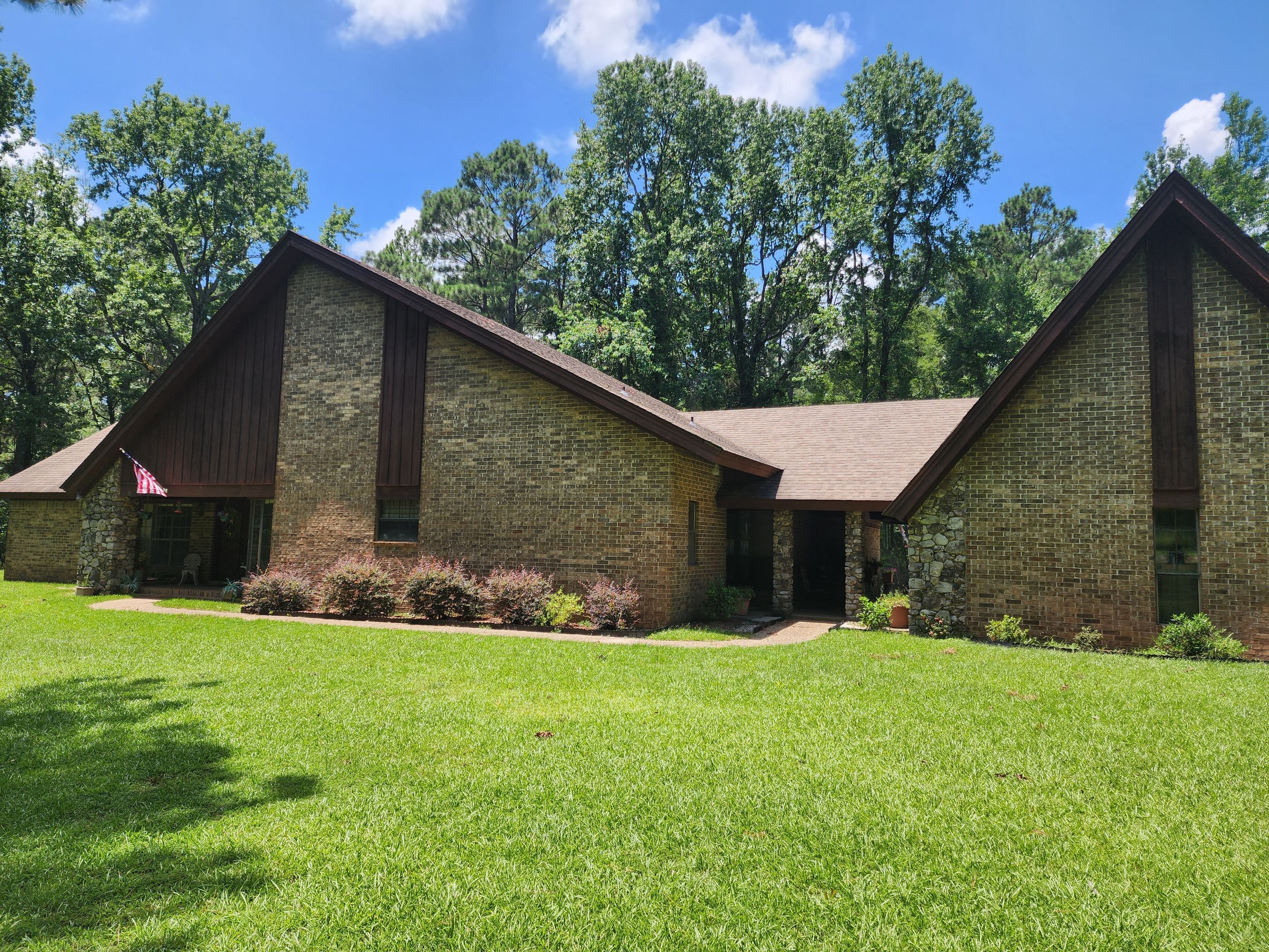 Residential Roofing Repair using Malarkey Highlander: Natural Wood by Hostetler Roofing