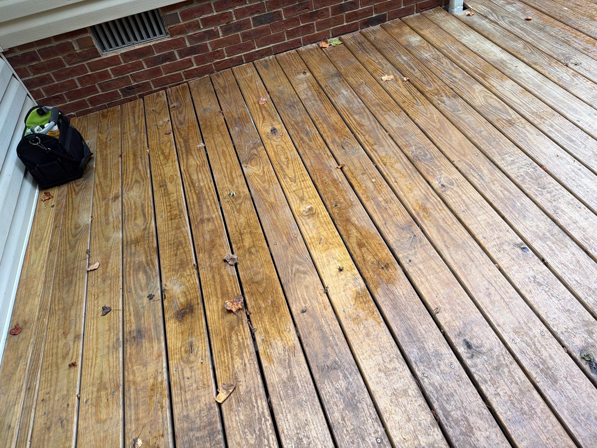 Deck using Wood Sealant by DuraSeal