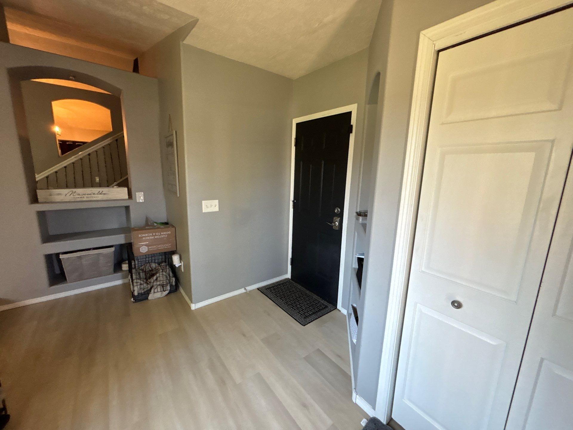 Sioux Falls Interior Painting and Luxury Vinyl Plank Flooring Installation by Select Painting, Coatings & Garage Cabinets