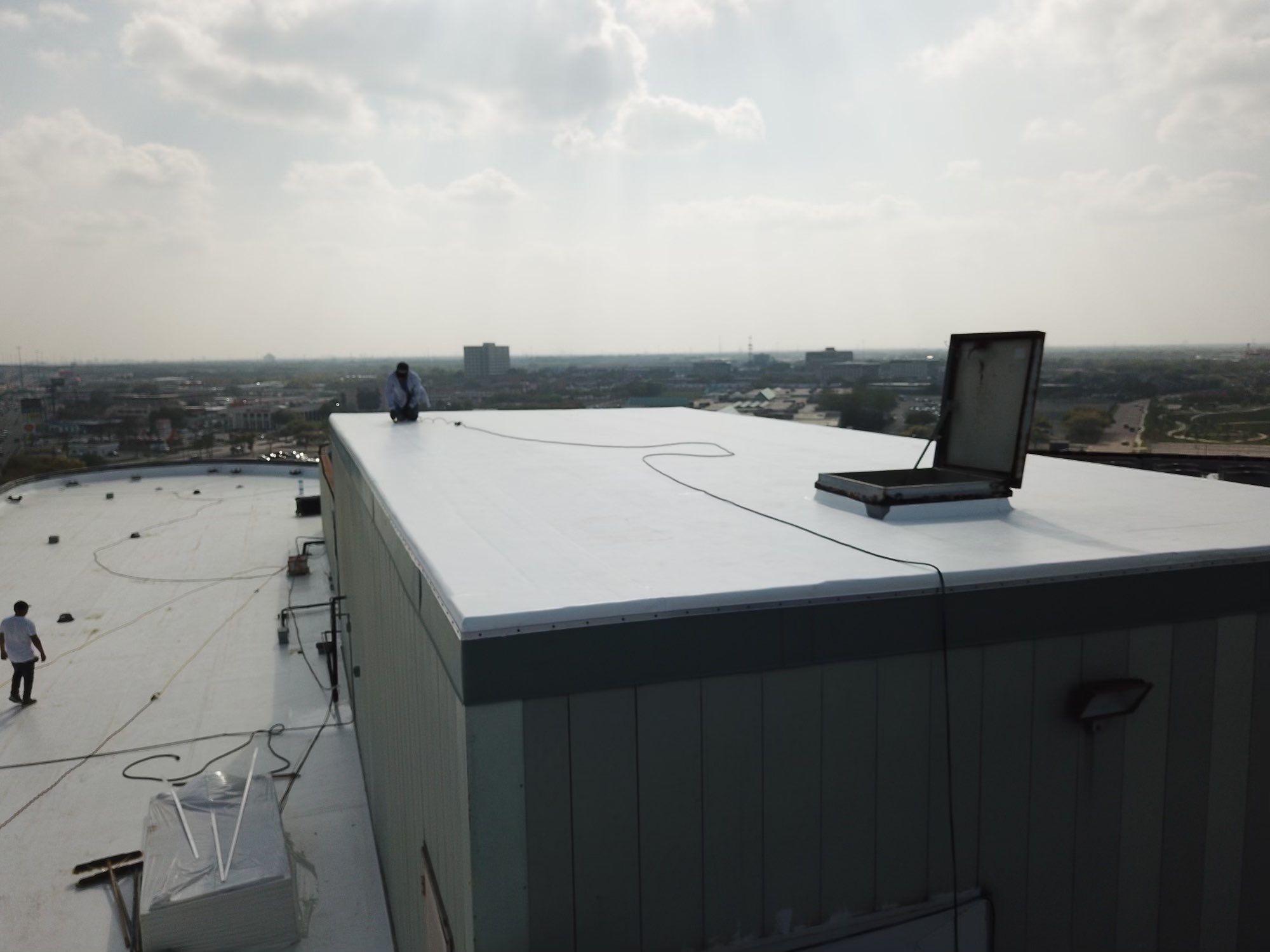JM TPO 60 Mil by HHH Roofing & Construction