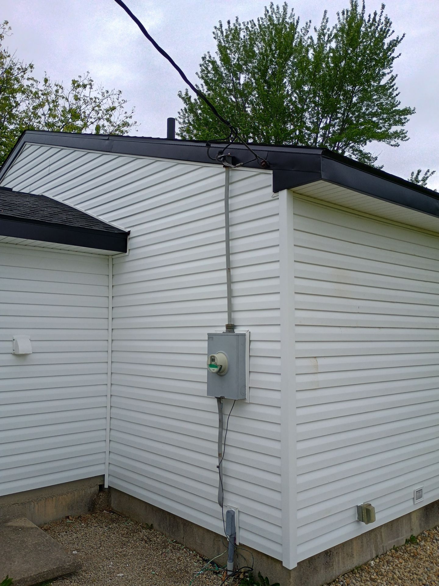 Residential Remodel using GAF Timberline HDZ Charcoal by Nitro Roofing and Construction