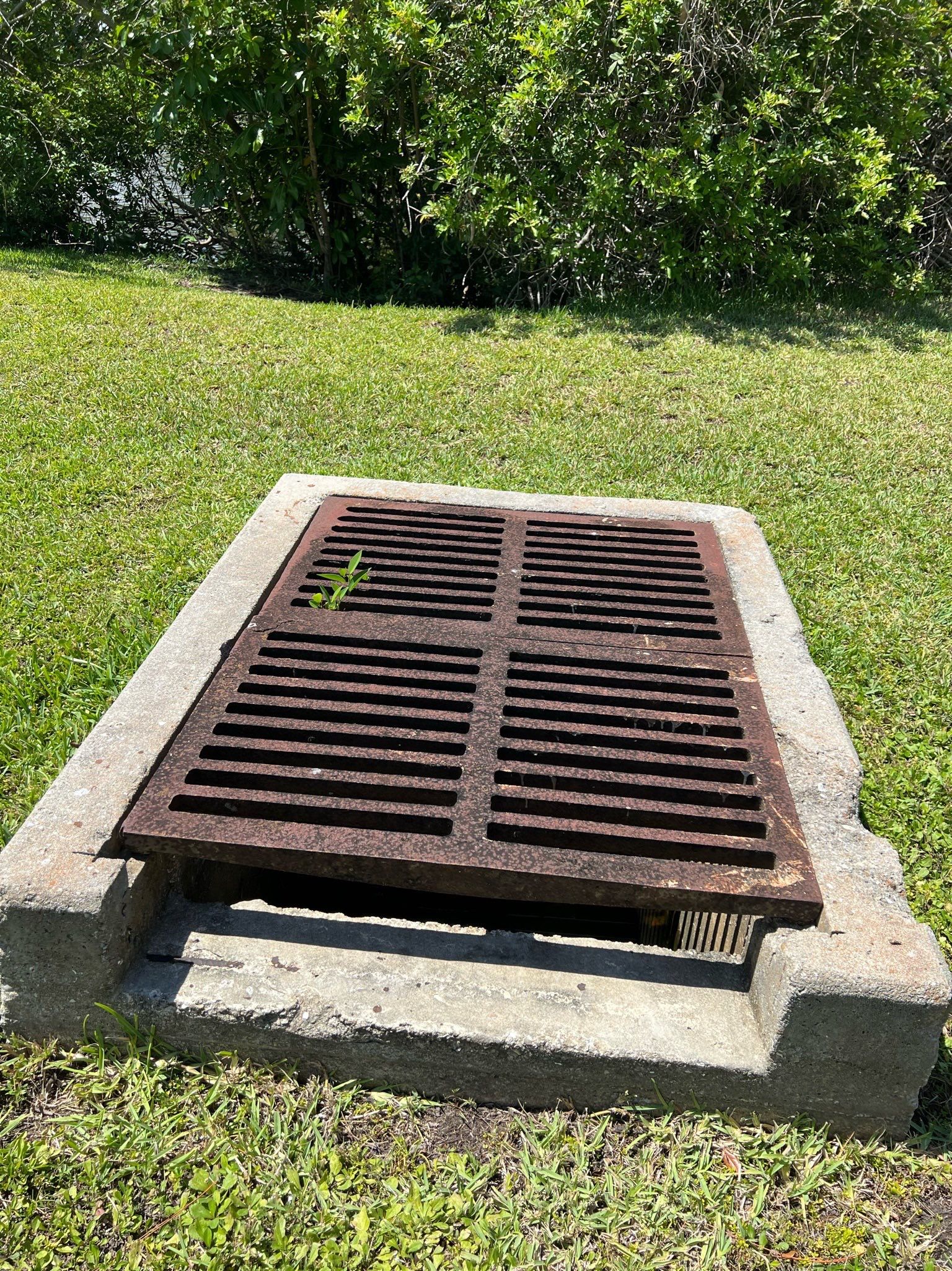 Apartment Complex Storm Water System Maintenance by Don Mar, Inc. Storm Water Solutions