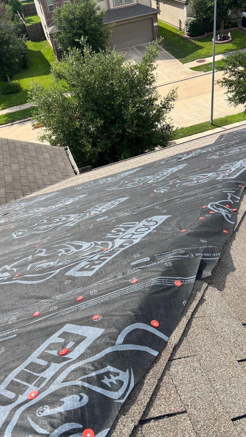 Residential Roofing Repair using Owen's Corning Duration (Lifetime) Shingles by Roof Repair Company