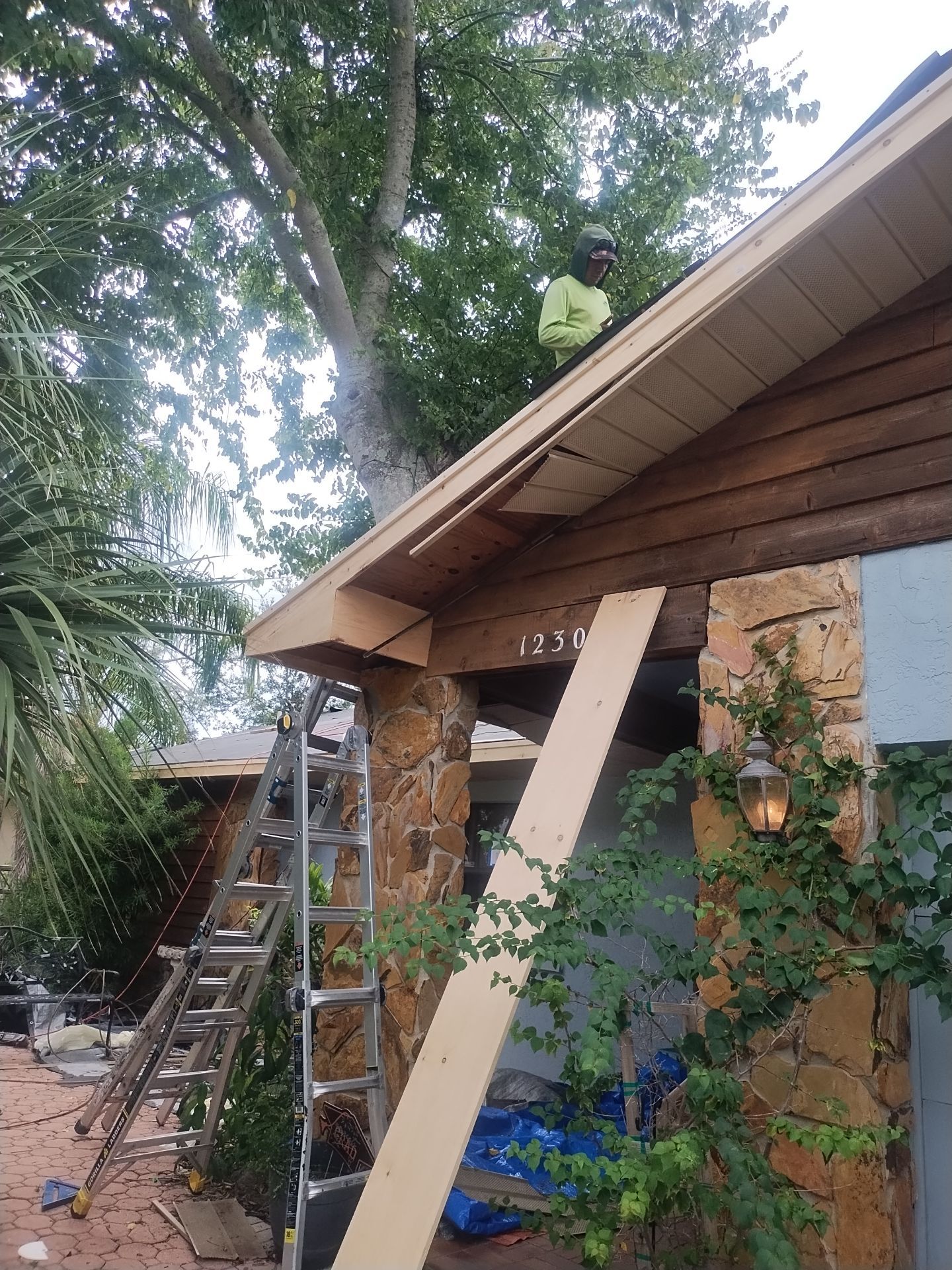 Project in Largo 33774 by Mitchell Roofing Company LLC 