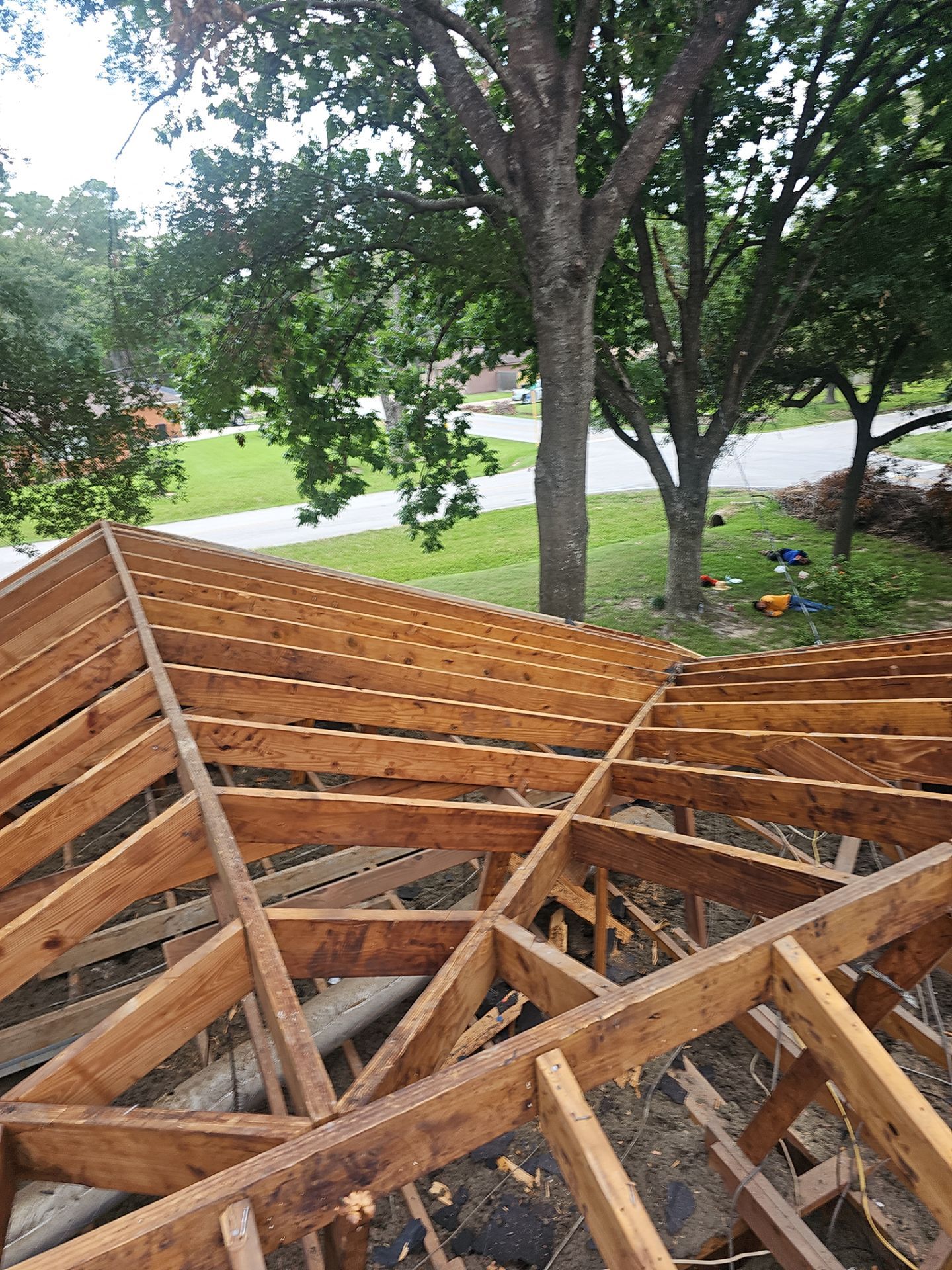 Residential Roofing Installation using Owen's Corning Duration (Lifetime) Shingles by Roof Repair Company